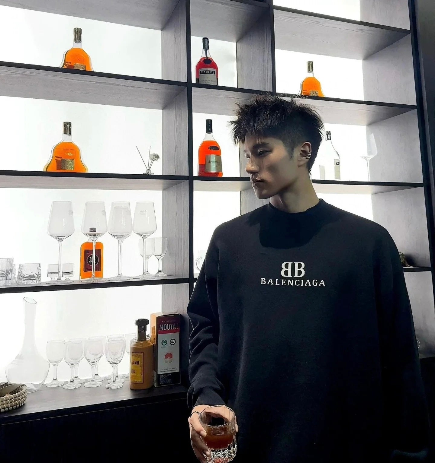 LuxluxHouse Best Quality Clothes Balenciaga Hoodie & Sweater