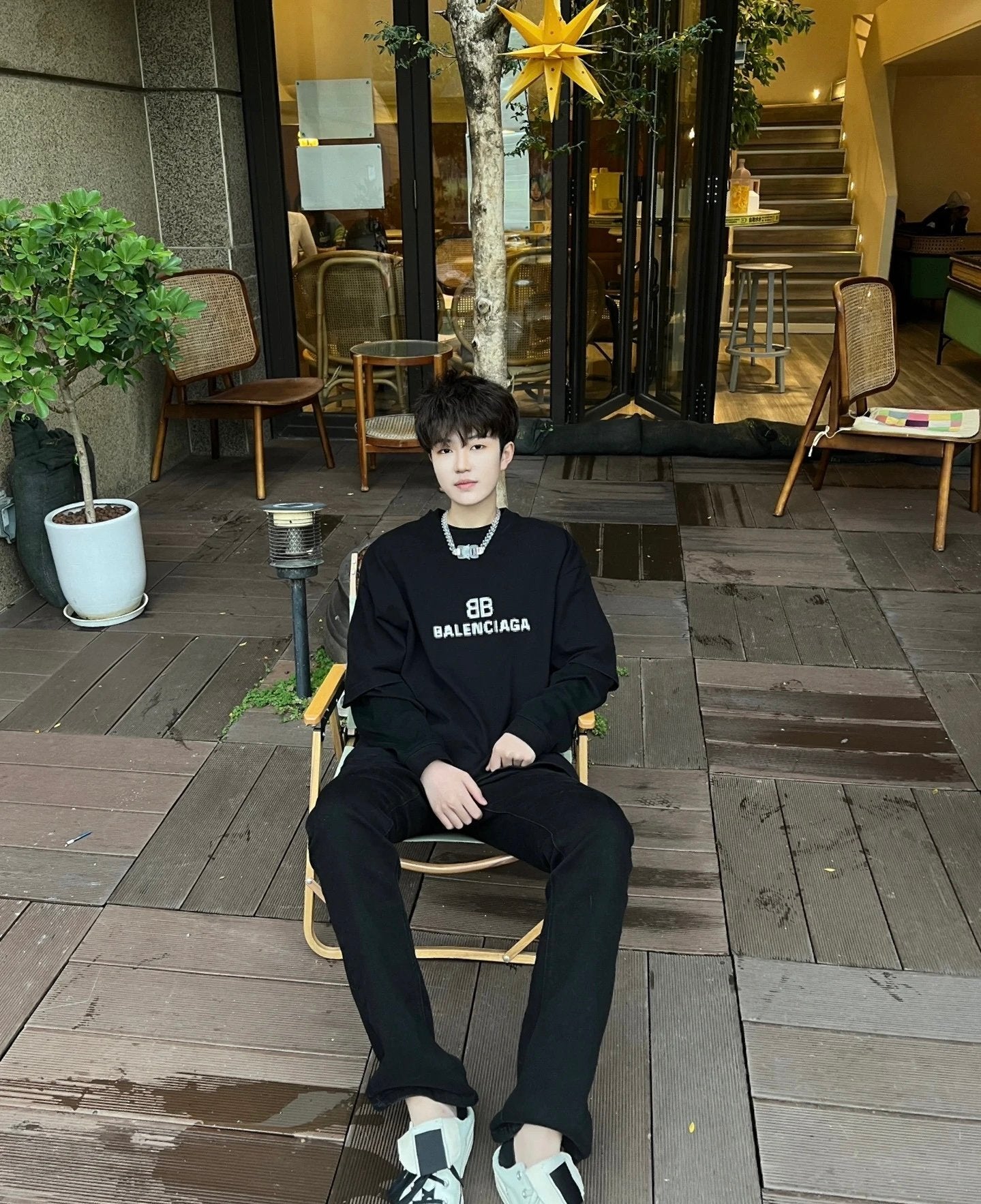 LuxluxHouse Best Quality Clothes Balenciaga Hoodie & Sweater