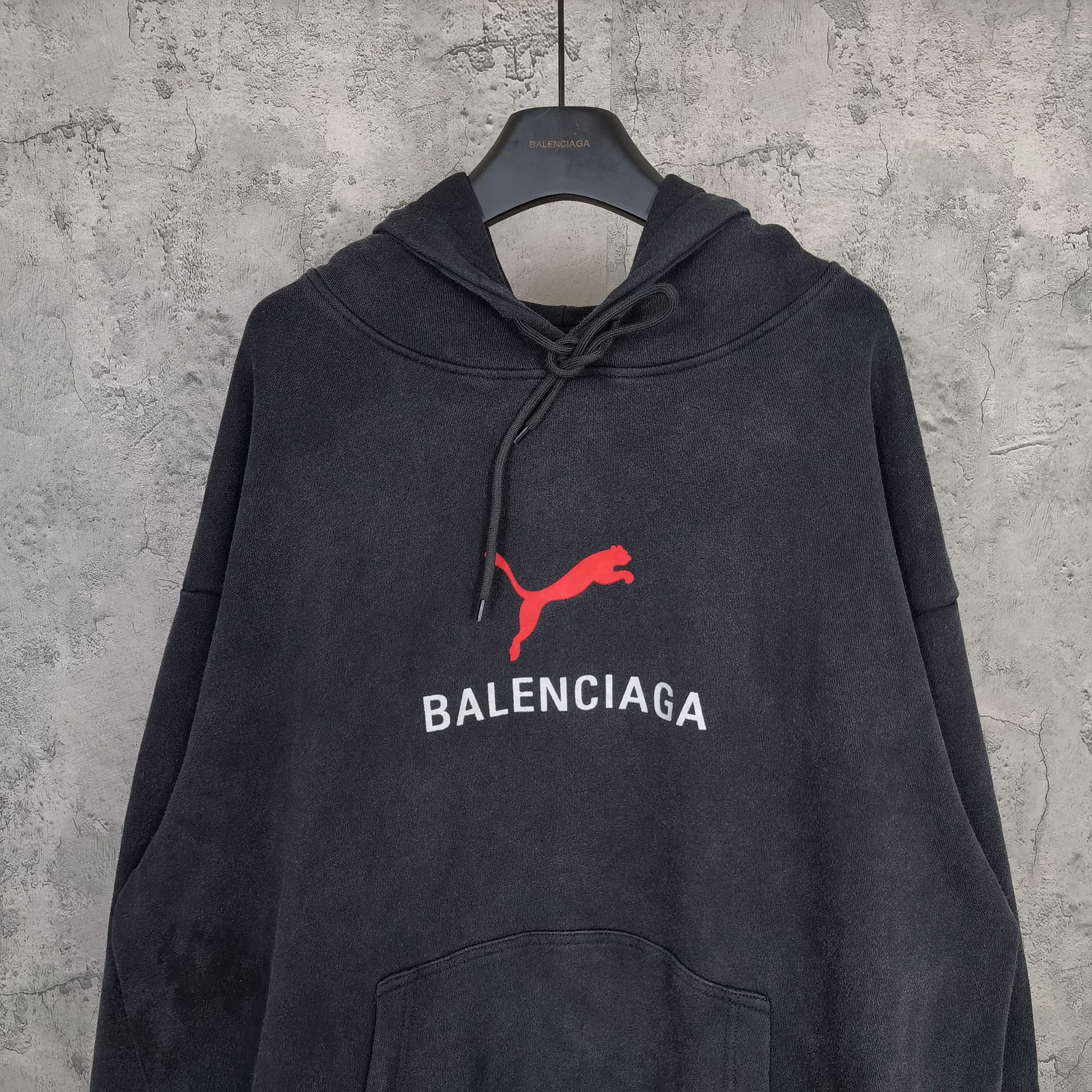 LuxluxHouse Best Quality Clothes Balenciaga Hoodie & Sweater