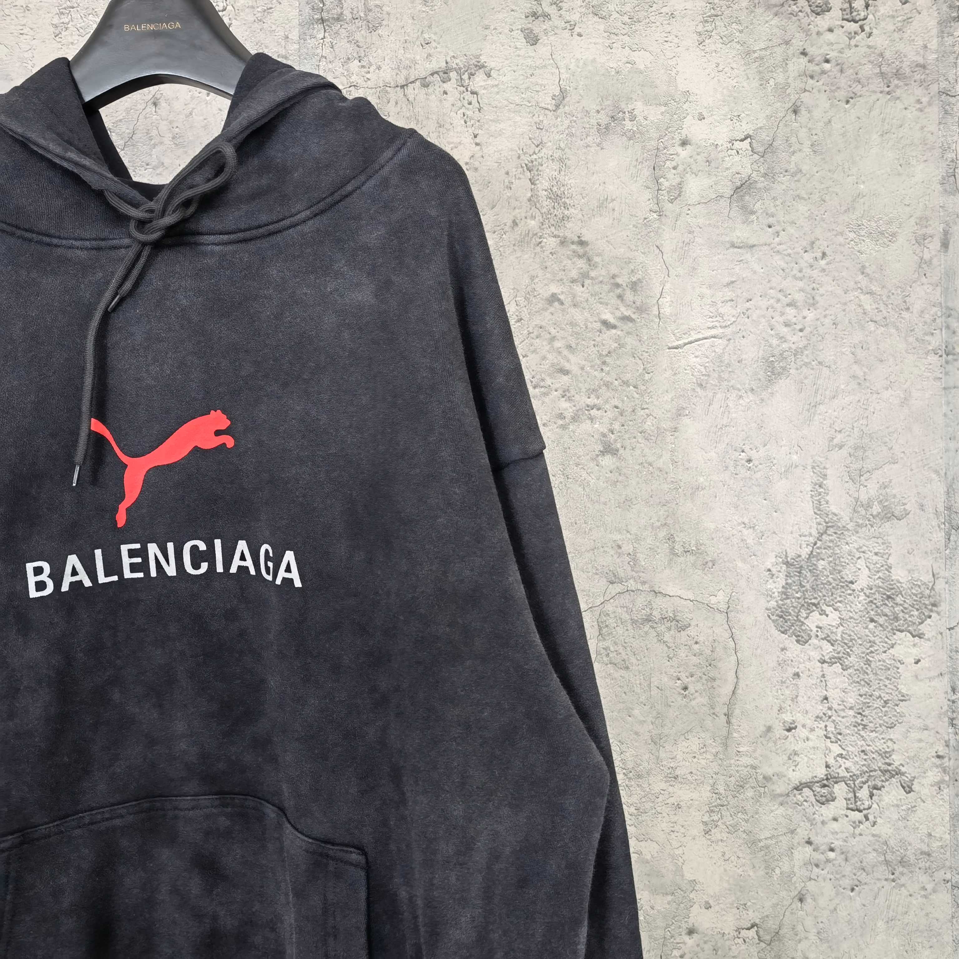 LuxluxHouse Best Quality Clothes Balenciaga Hoodie & Sweater