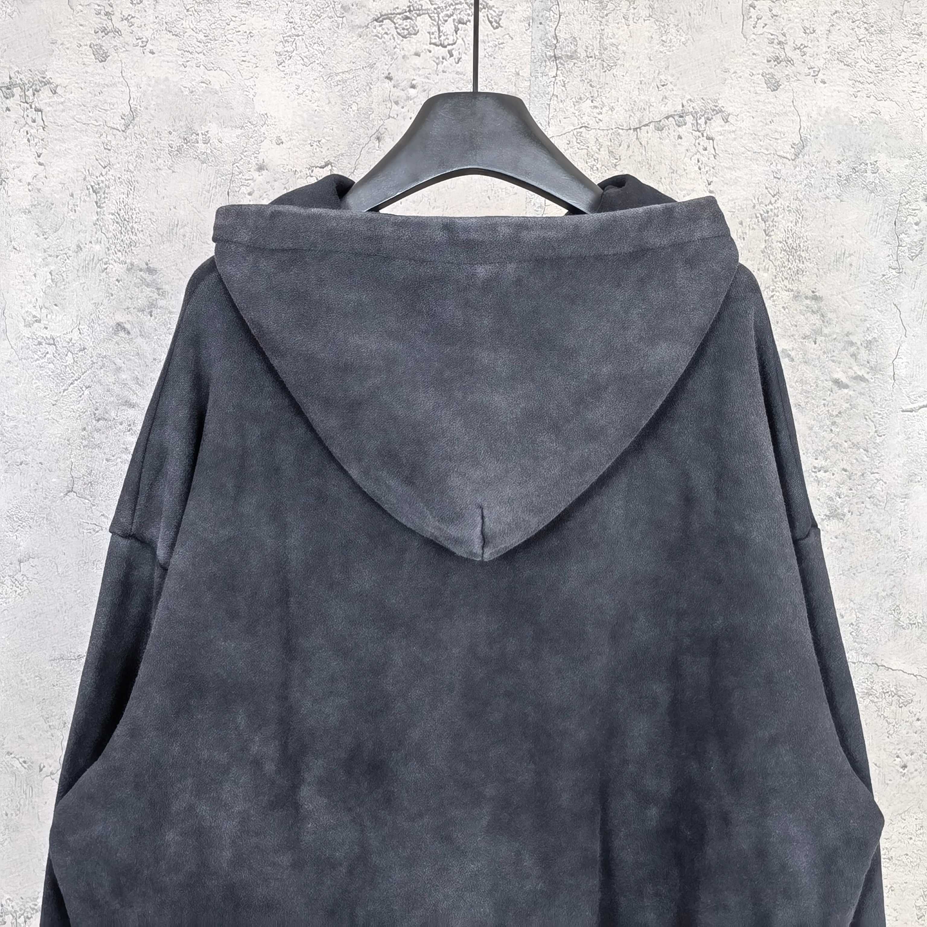 LuxluxHouse Best Quality Clothes Balenciaga Hoodie & Sweater