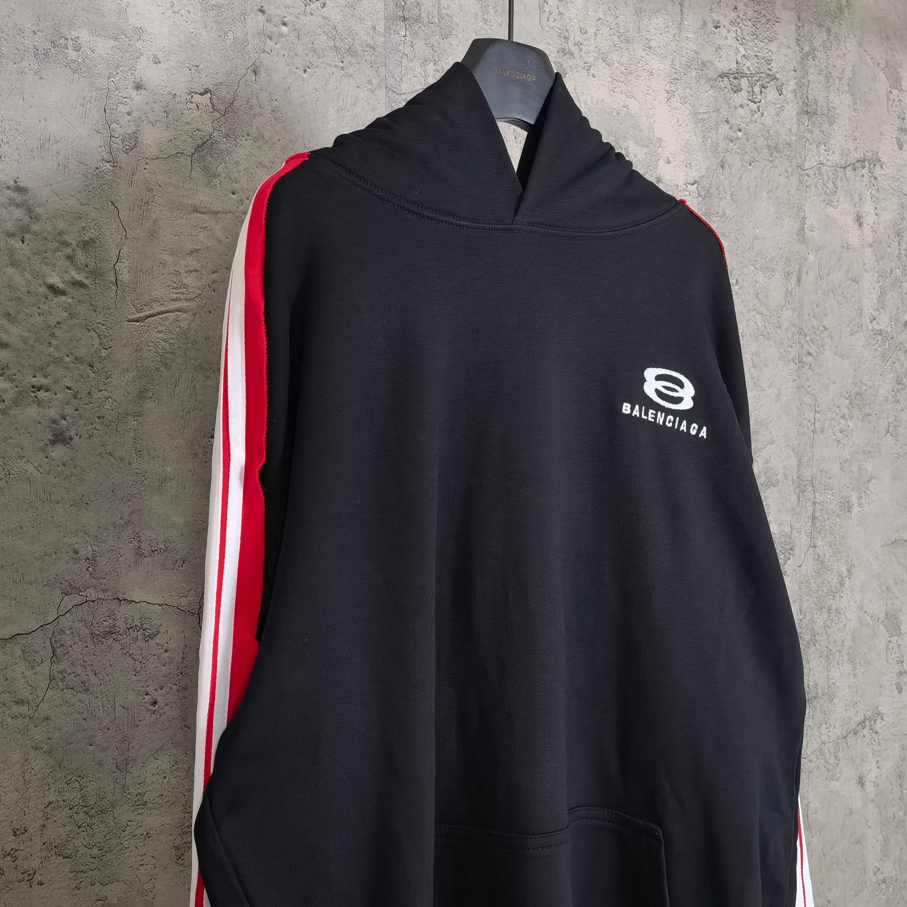 LuxluxHouse Best Quality Clothes Balenciaga Hoodie & Sweater