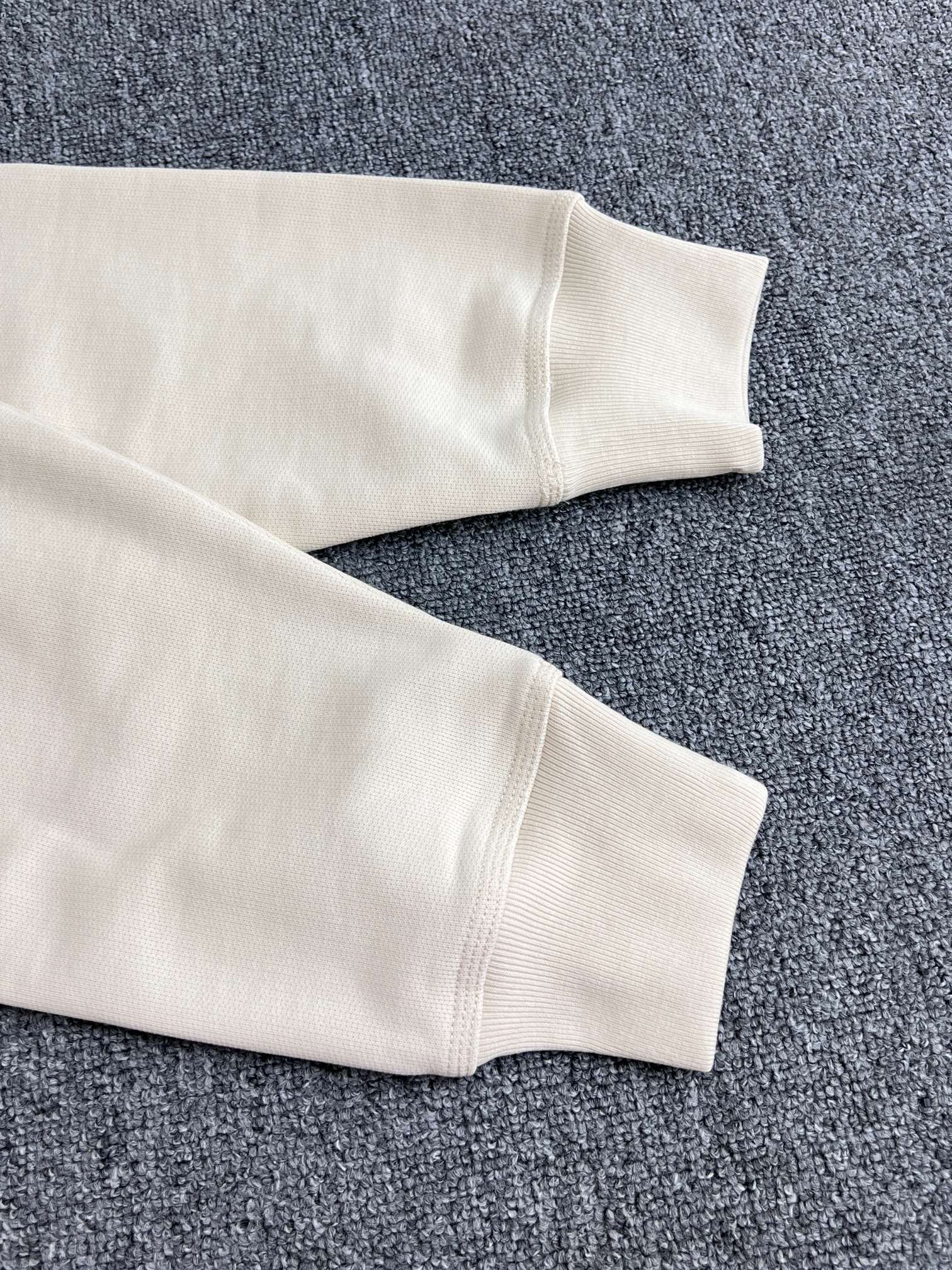 LuxluxHouse Best Quality Clothes Burberry Hoodie & Sweater