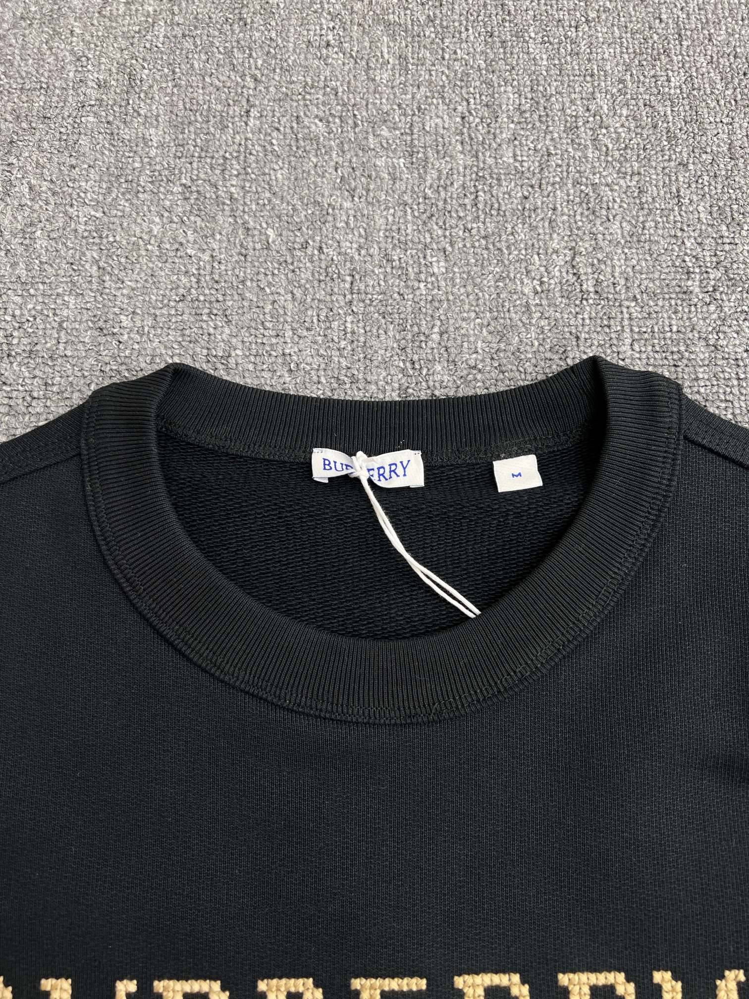 LuxluxHouse Best Quality Clothes Burberry Hoodie & Sweater