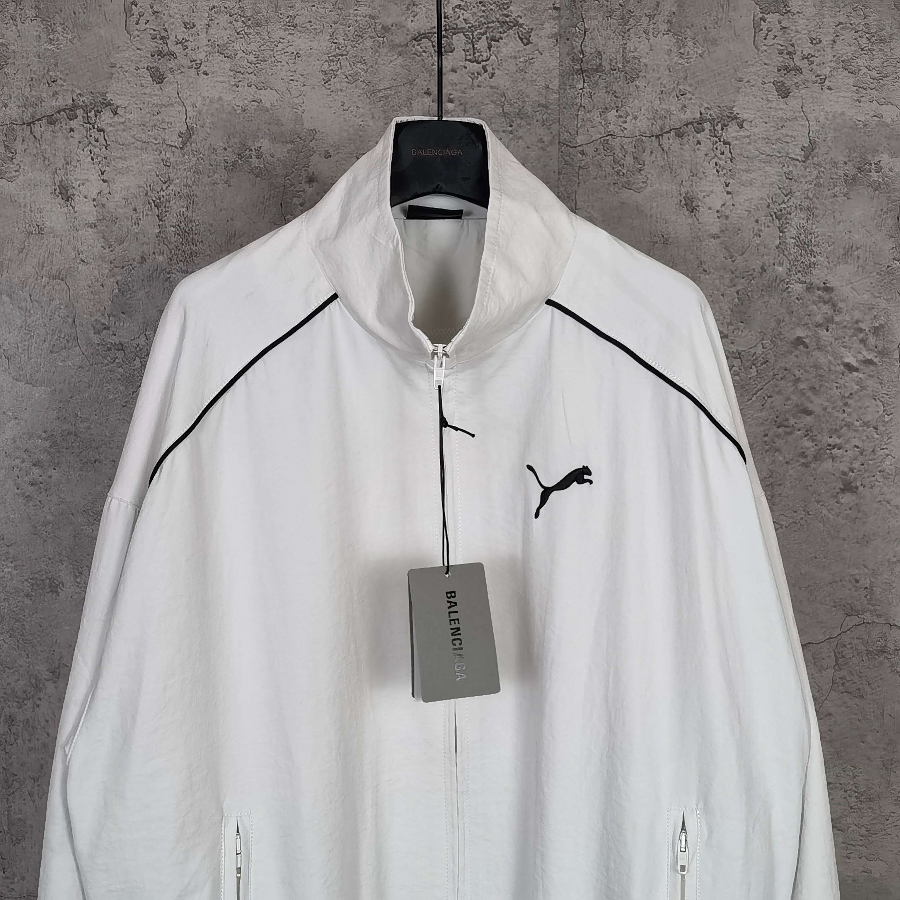 LuxluxHouse Best Quality Clothes Balenciaga Hoodie & Sweater