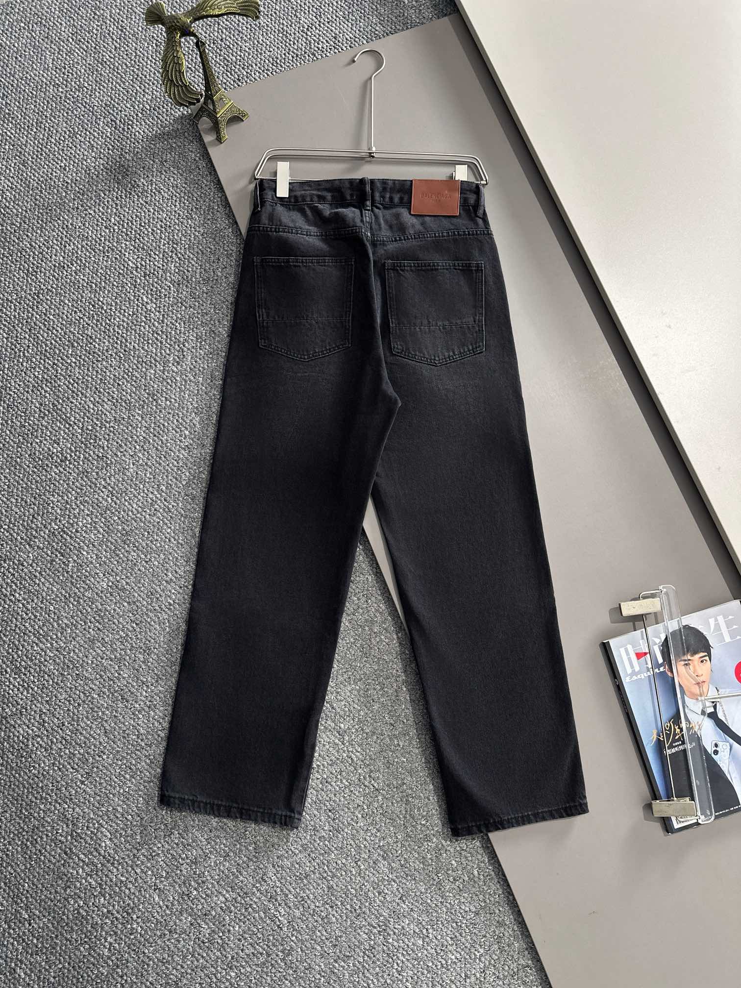 LuxluxHouse Best Quality Clothes Balenciaga Pants