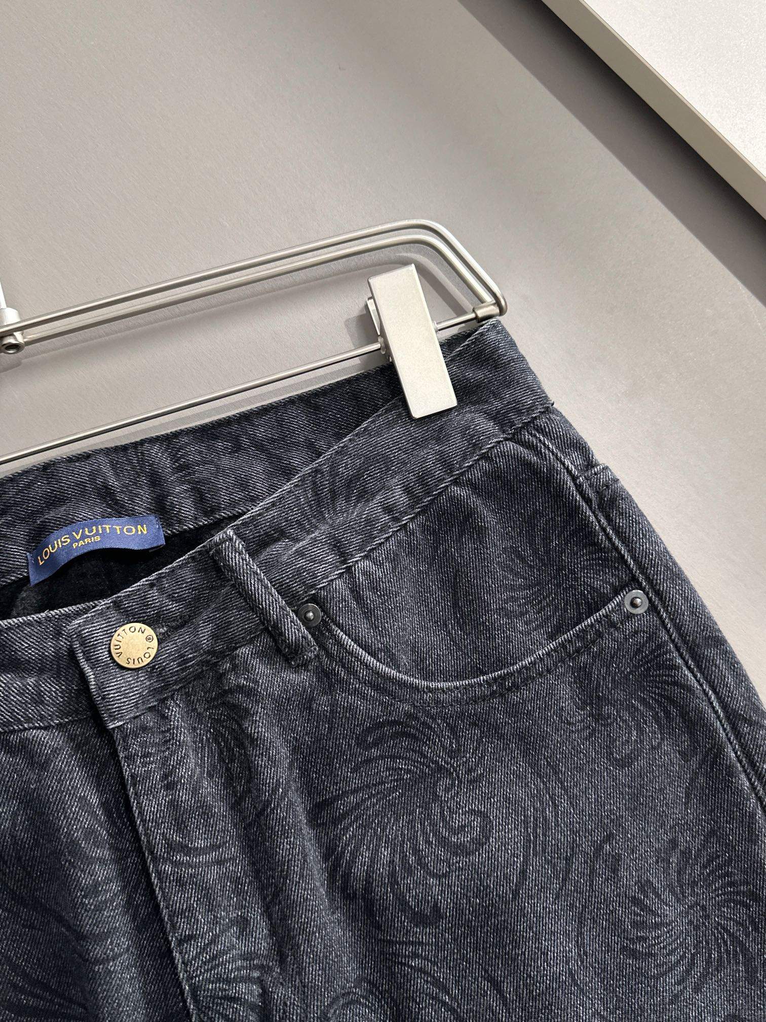 LuxluxHouse Best Quality Clothes Pants Louis Vuitton
