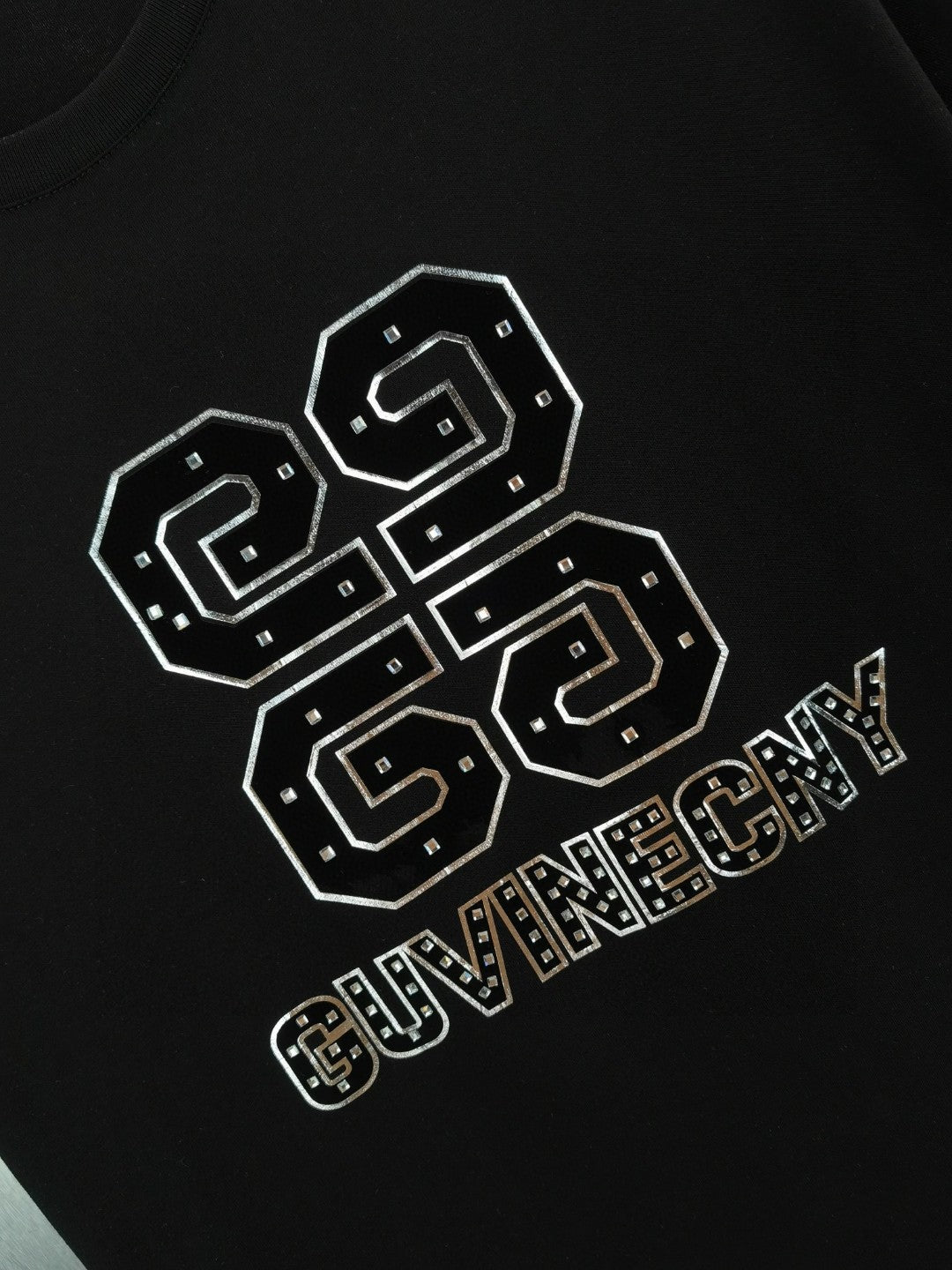 LuxluxHouse Best Quality Clothes Givenchy T-shirt