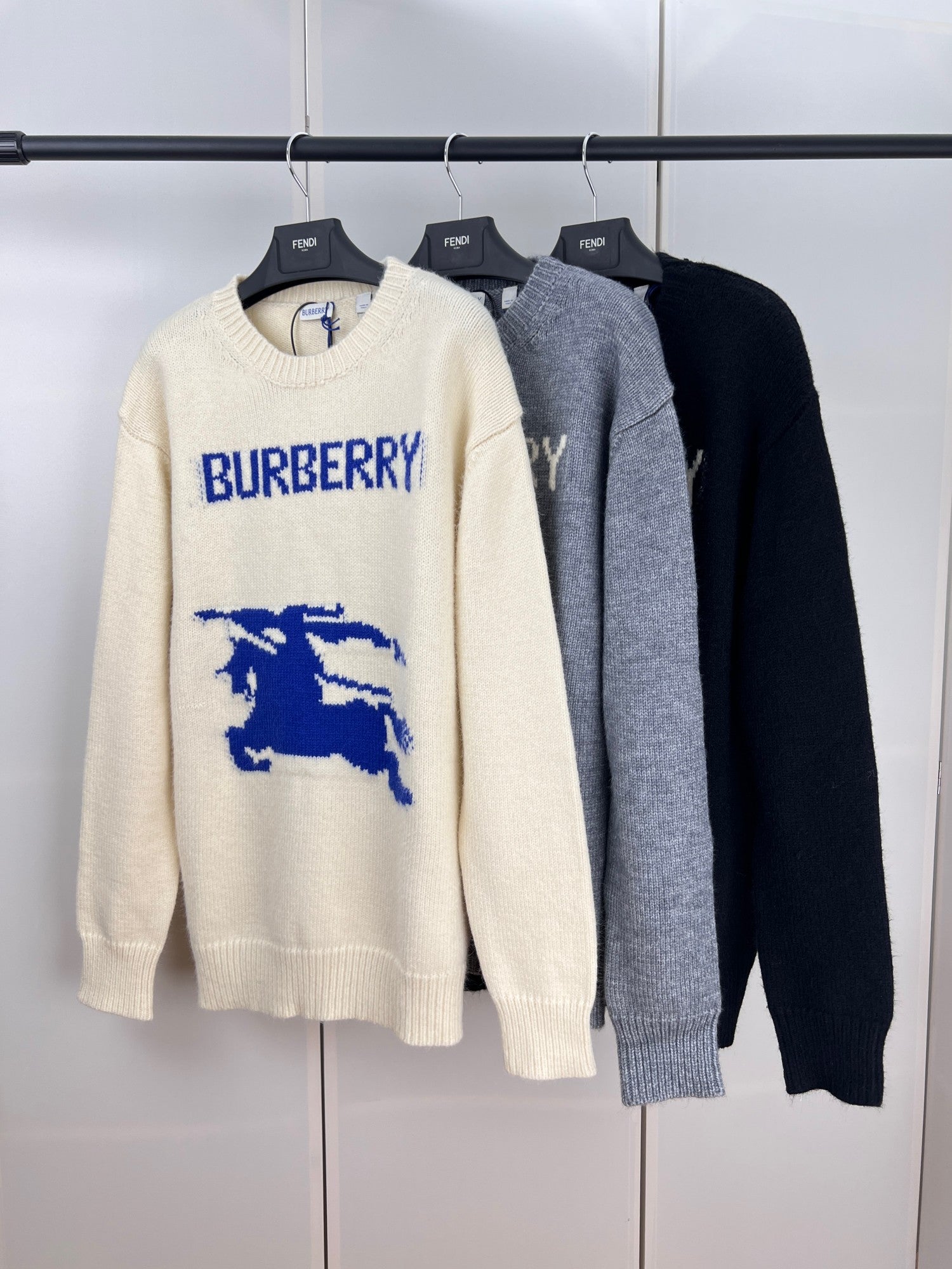 LuxluxHouse Best Quality Clothes Burberry Hoodie & Sweater
