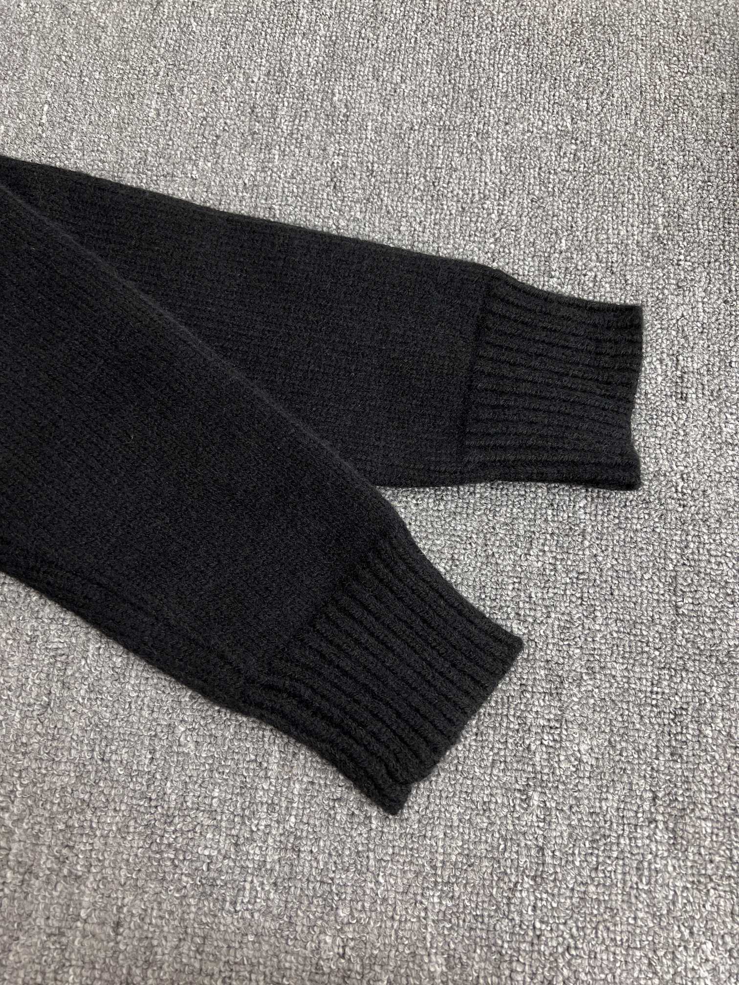 LuxluxHouse Best Quality Clothes Burberry Hoodie & Sweater