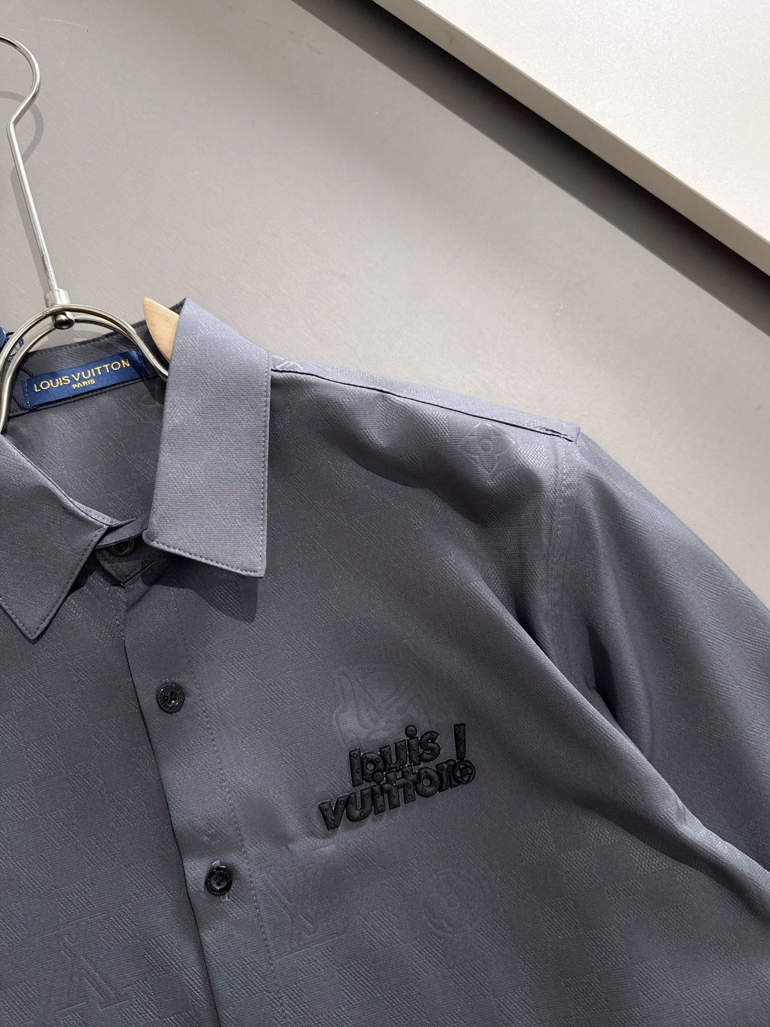 LuxluxHouse Best Quality Clothes Shirts&Polo Louis Vuitton