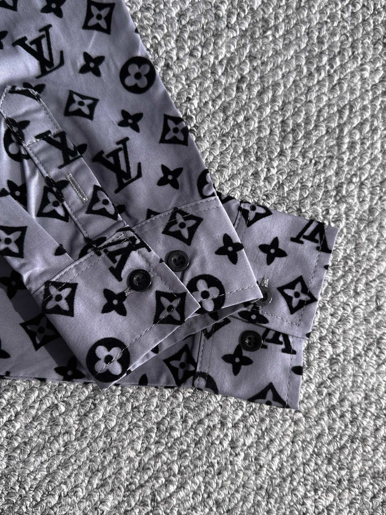 LuxluxHouse Best Quality Clothes Shirts&Polo Louis Vuitton