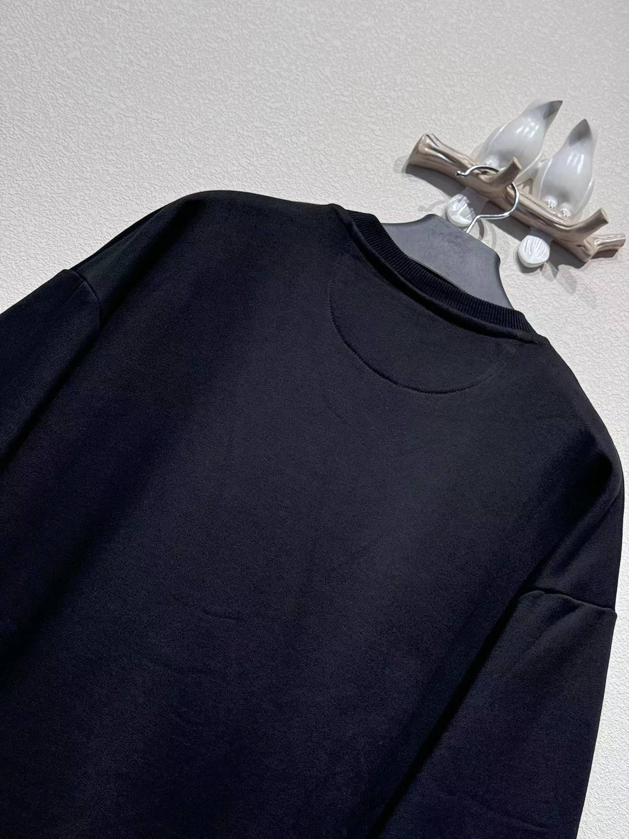 LuxluxHouse Best Quality Clothes Fendi Hoodie & Sweater