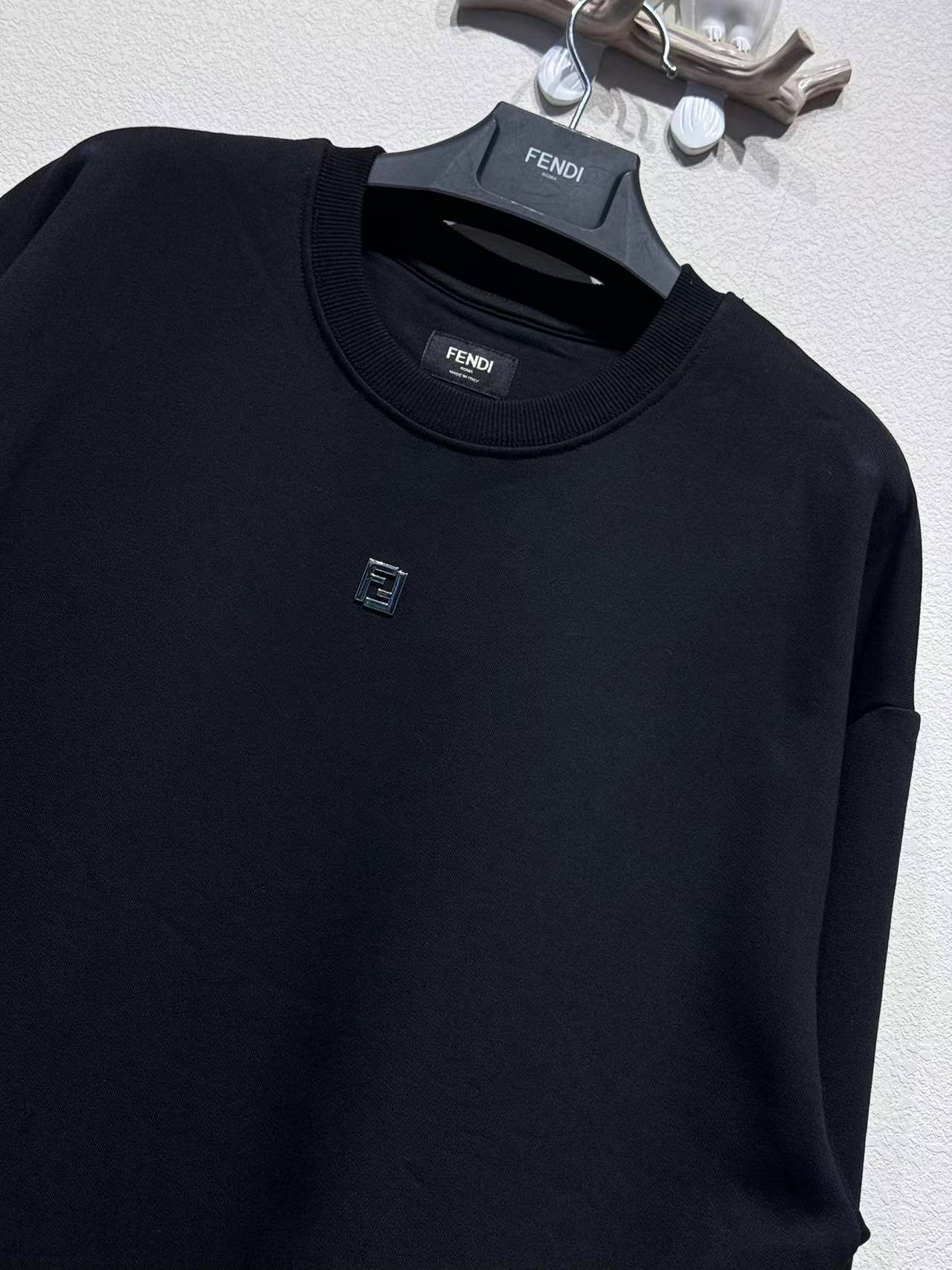 LuxluxHouse Best Quality Clothes Fendi Hoodie & Sweater