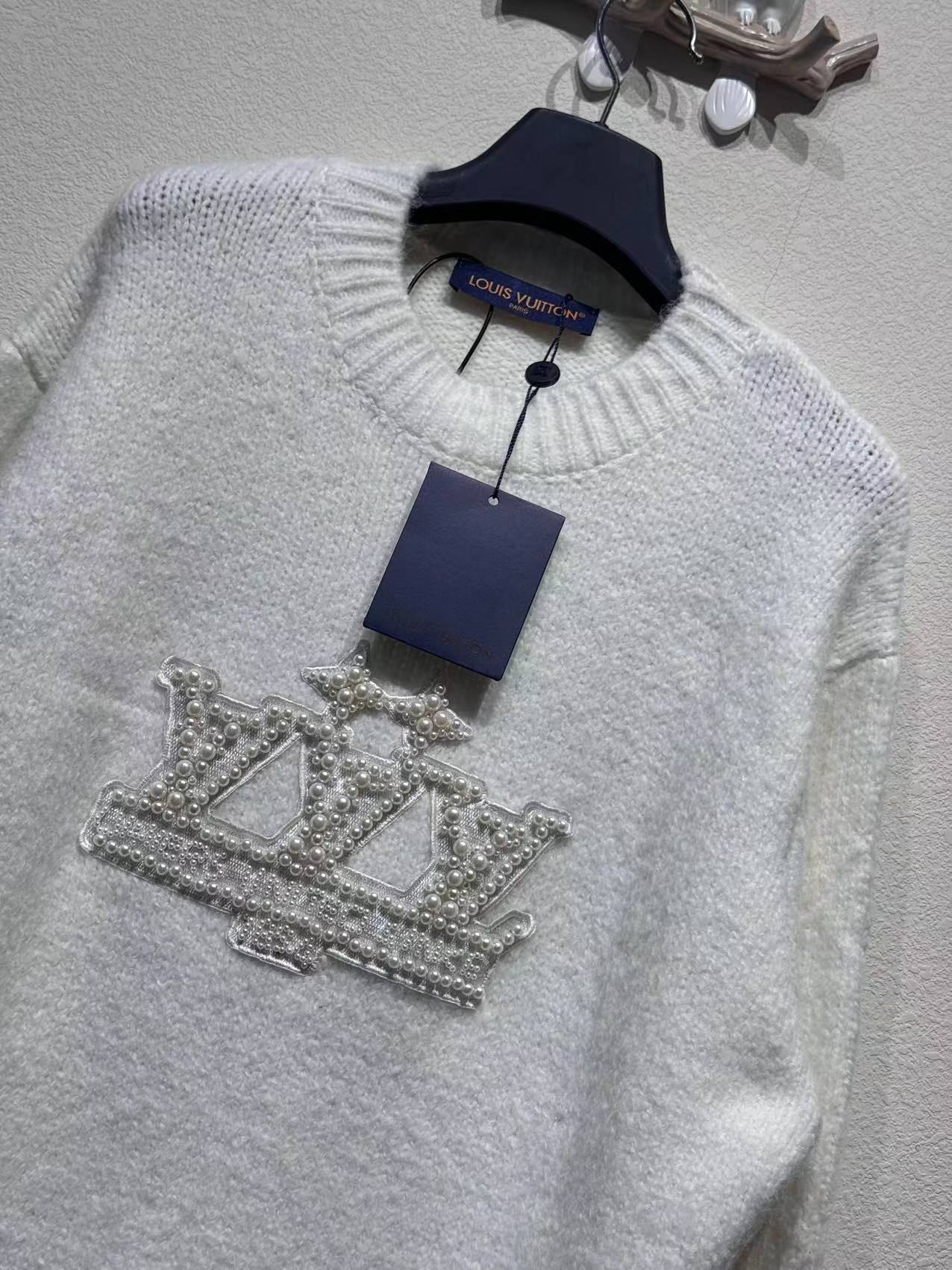 LuxluxHouse Best Quality Clothes Hoodie & Sweater Louis Vuitton