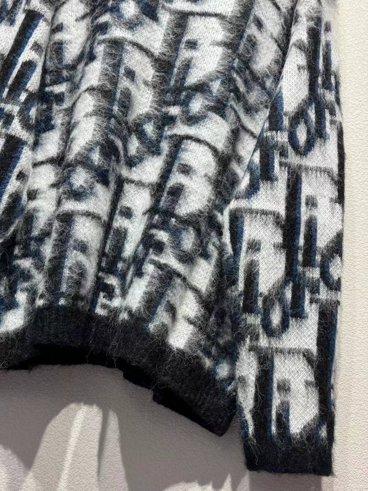 LuxluxHouse Best Quality Clothes Hoodie & Sweater Dior