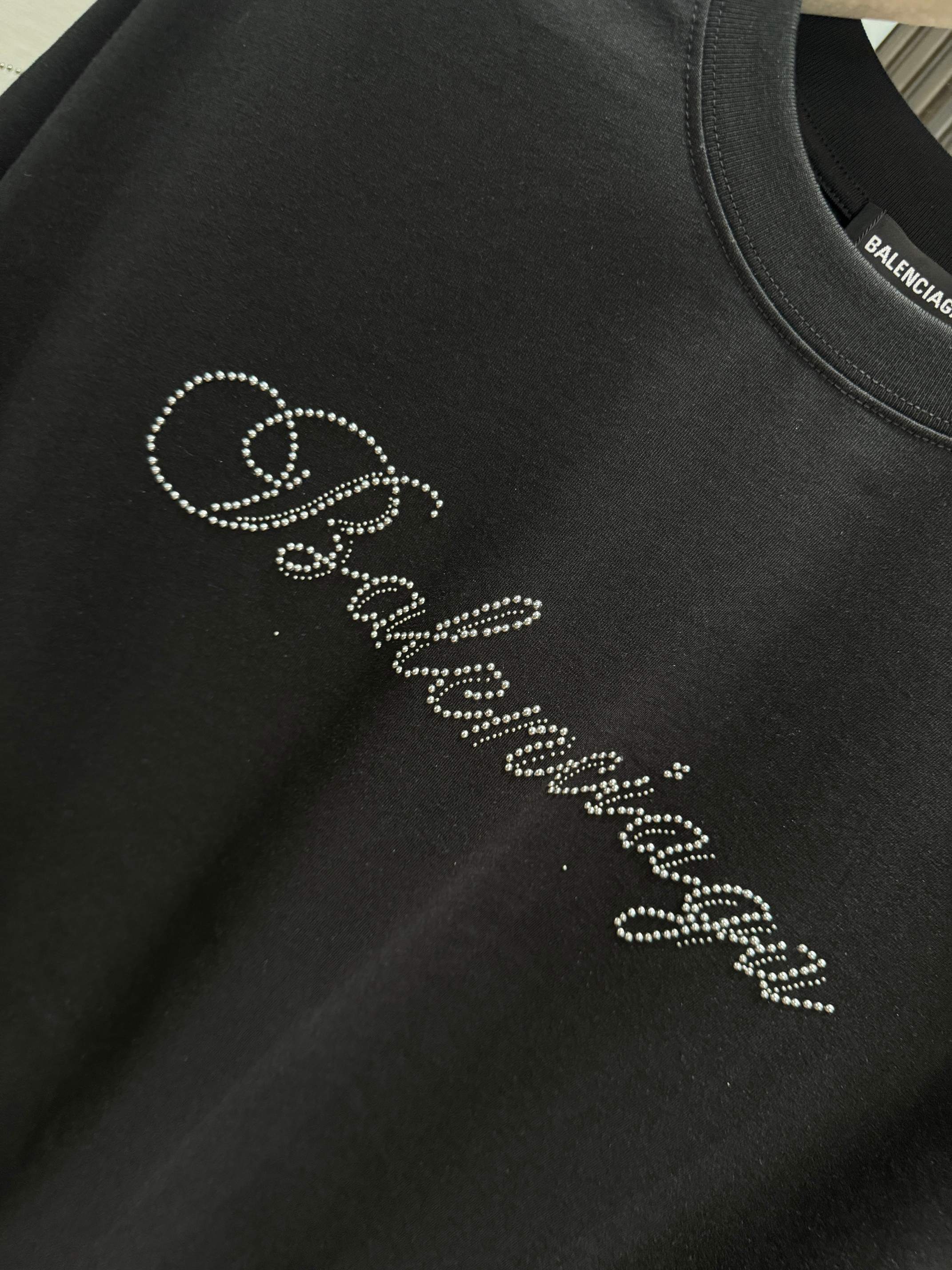 LuxluxHouse Best Quality Clothes Balenciaga T-shirt