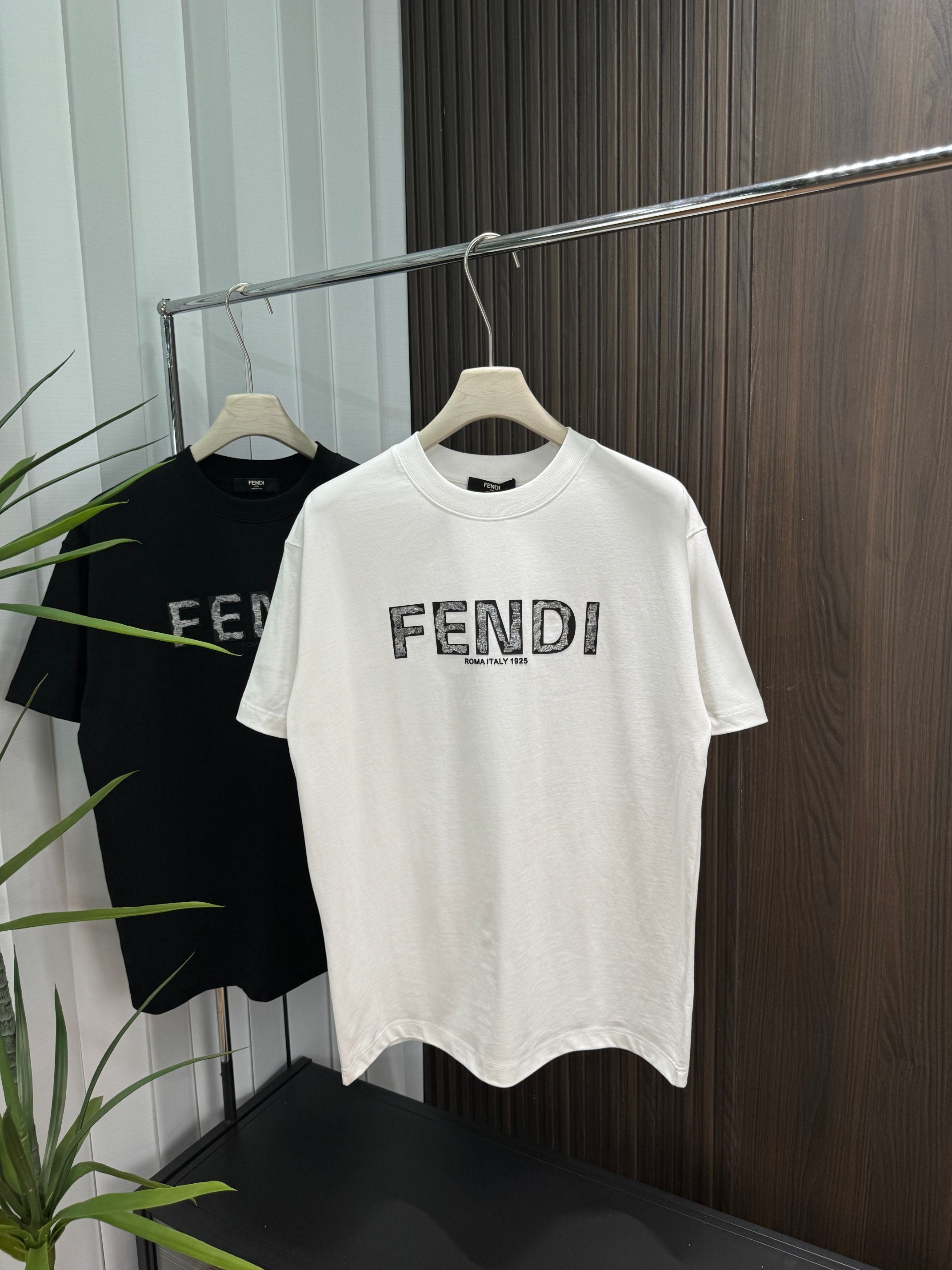 LuxluxHouse Best Quality Clothes Fendi T-shirt