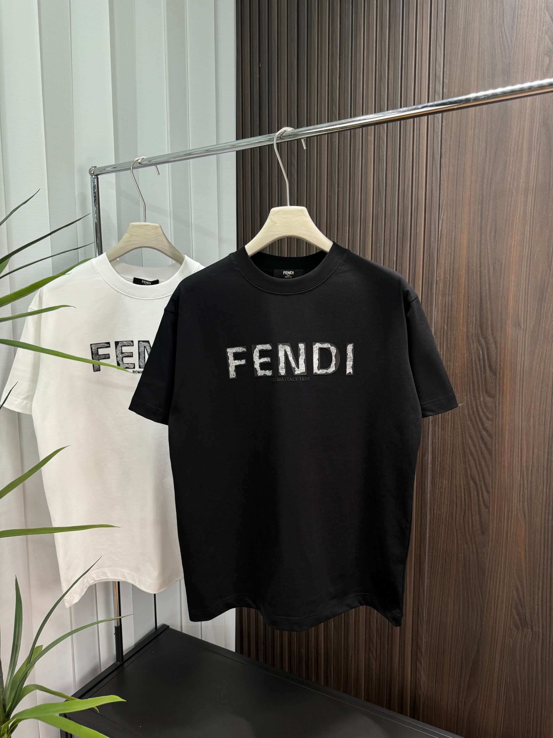 LuxluxHouse Best Quality Clothes Fendi T-shirt