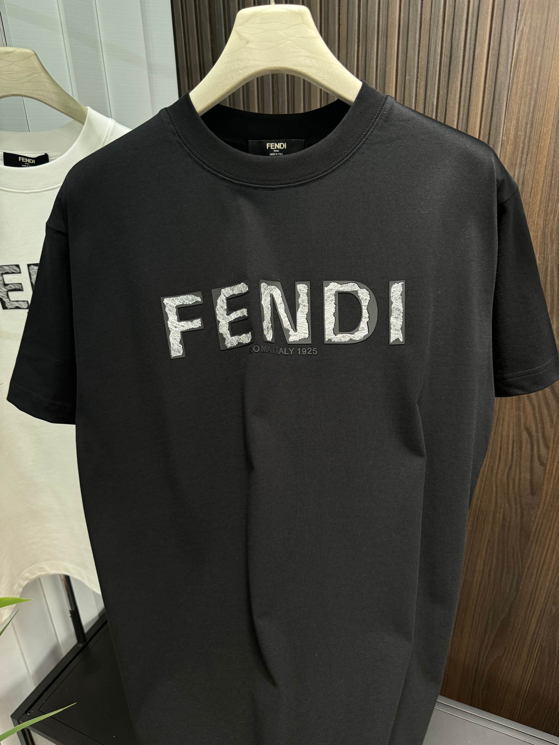 LuxluxHouse Best Quality Clothes Fendi T-shirt