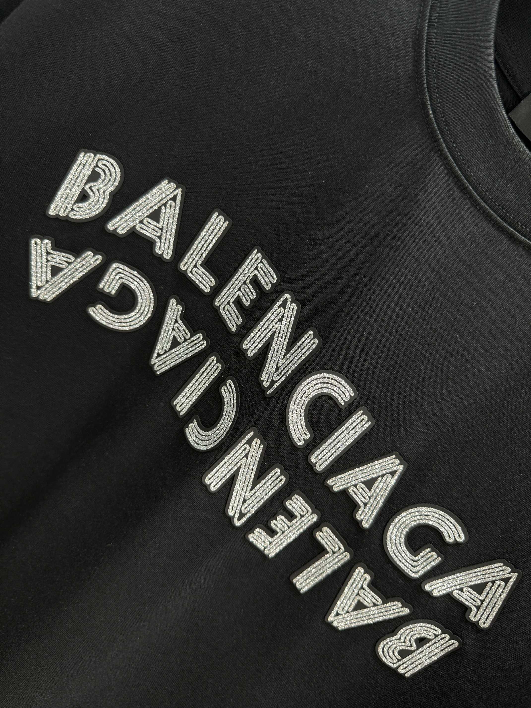 LuxluxHouse Best Quality Clothes Balenciaga T-shirt