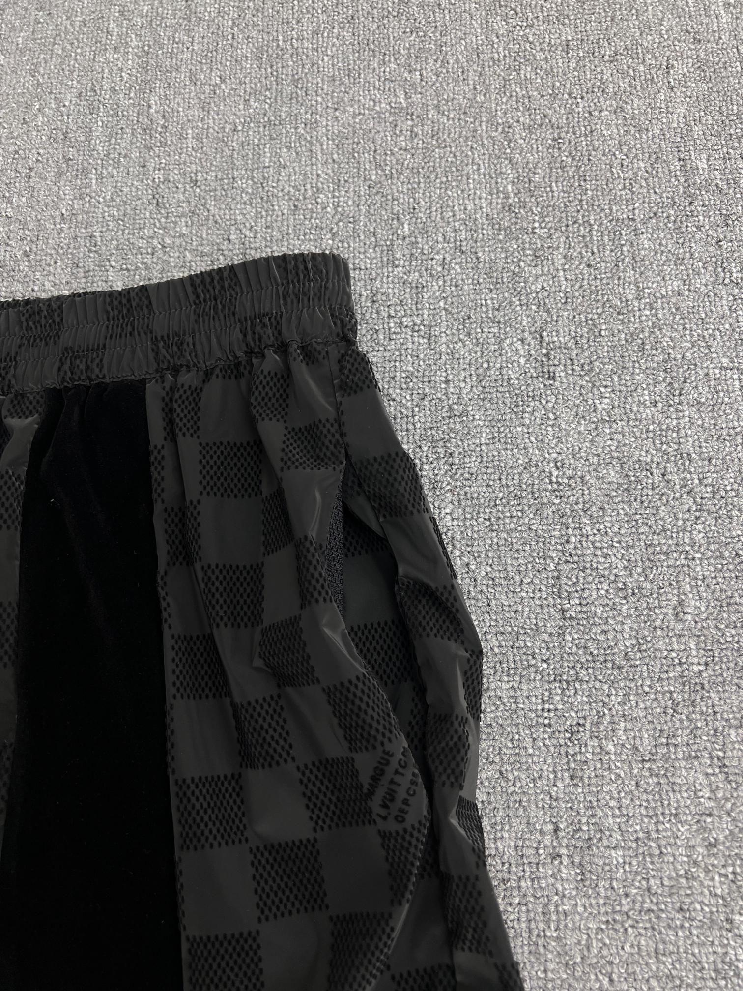 LuxluxHouse Best Quality Clothes Pants Louis Vuitton