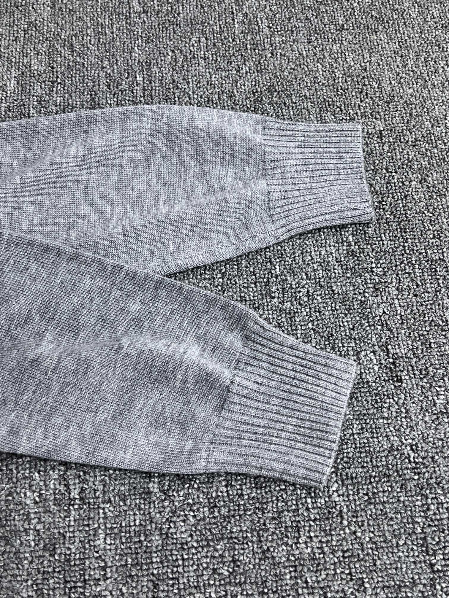 LuxluxHouse Best Quality Clothes Miu Miu Hoodie & Sweater