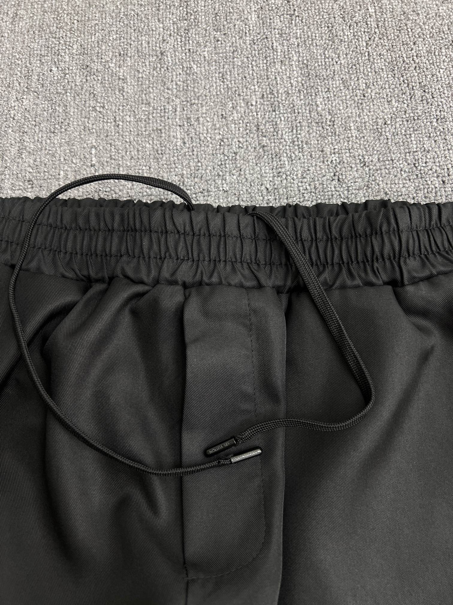 LuxluxHouse Best Quality Clothes Pants Louis Vuitton