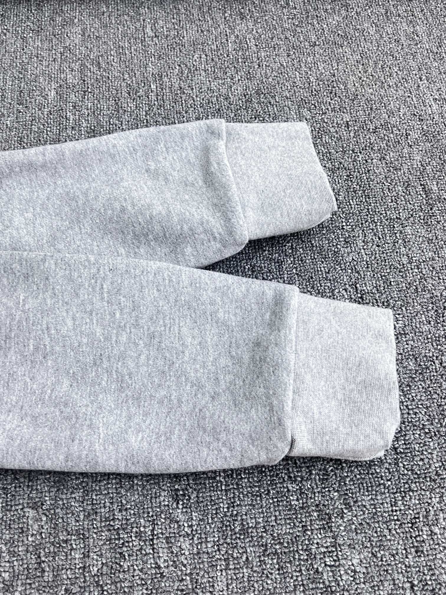 LuxluxHouse Best Quality Clothes Hoodie & Sweater Loewe