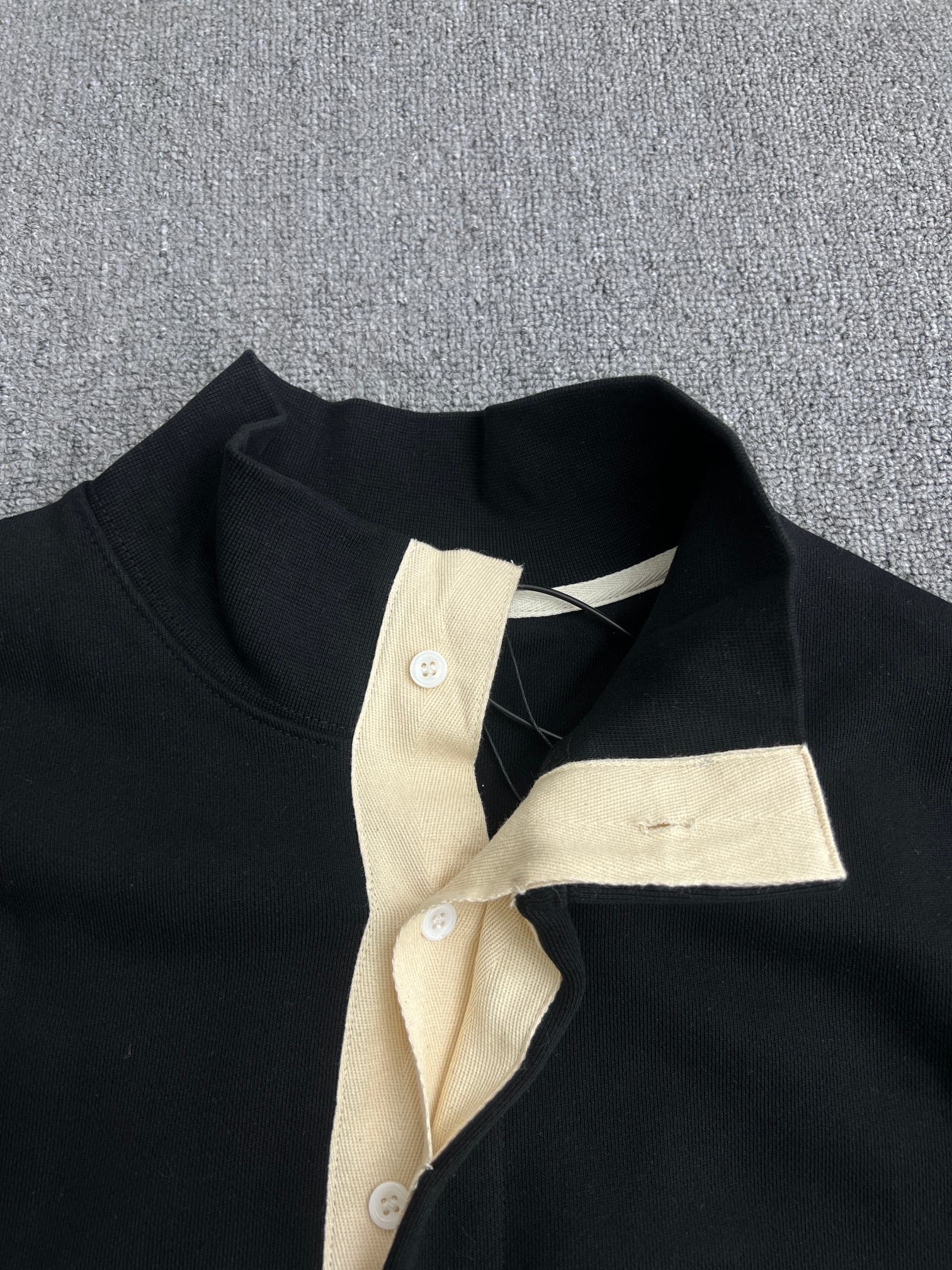 LuxluxHouse Best Quality Clothes Hoodie & Sweater Loewe