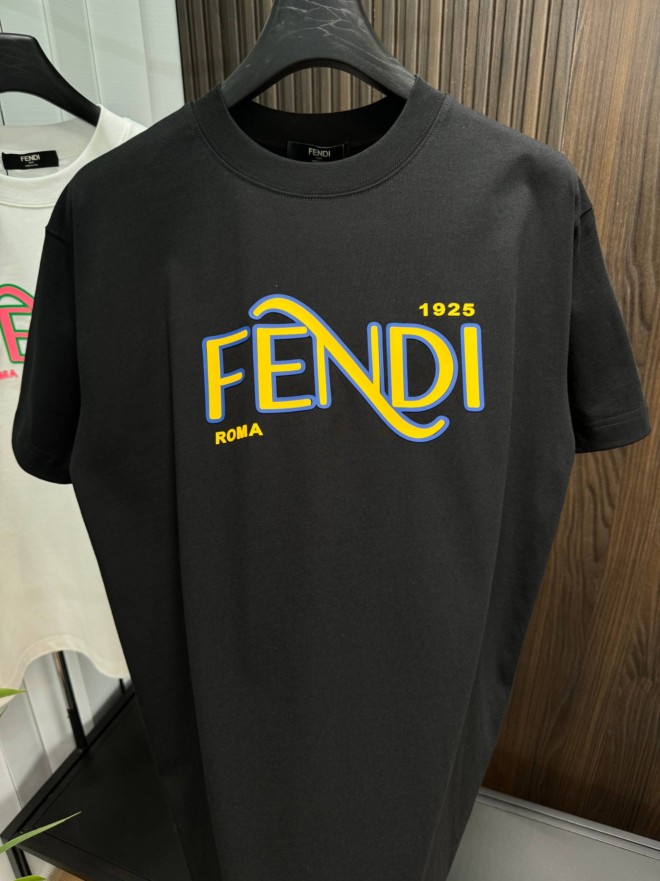 LuxluxHouse Best Quality Clothes Fendi T-shirt