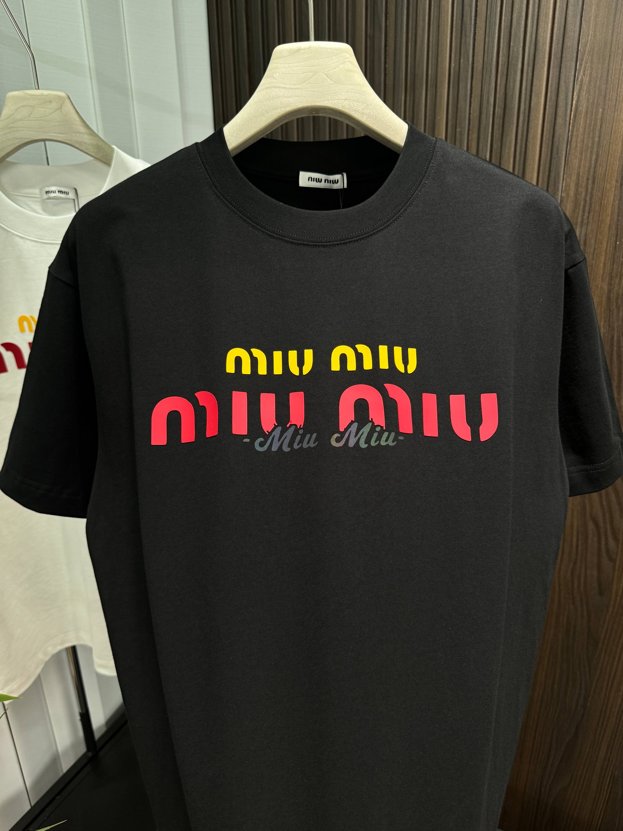 LuxluxHouse Best Quality Clothes Miu Miu T-shirt
