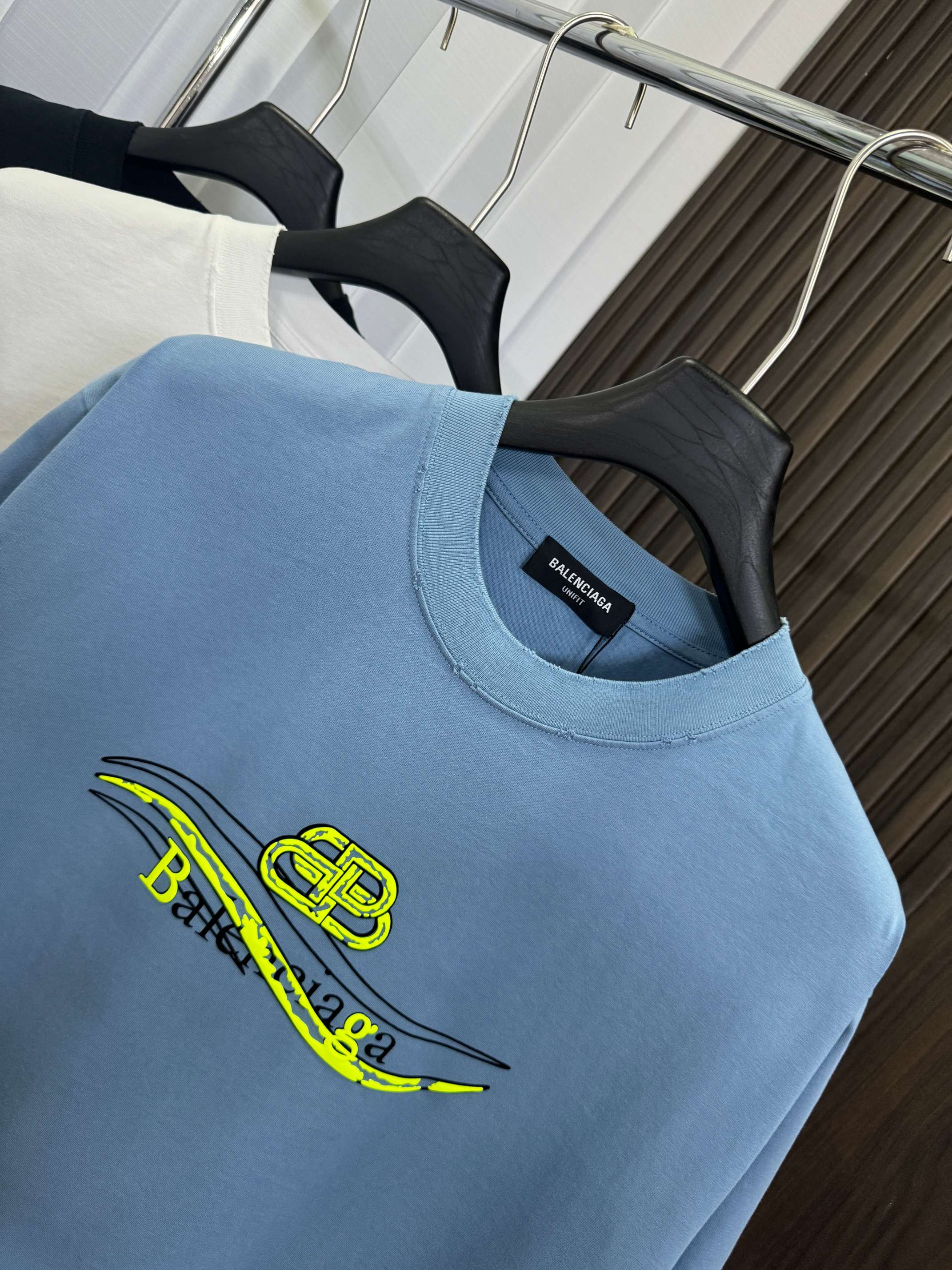 LuxluxHouse Best Quality Clothes Balenciaga T-shirt