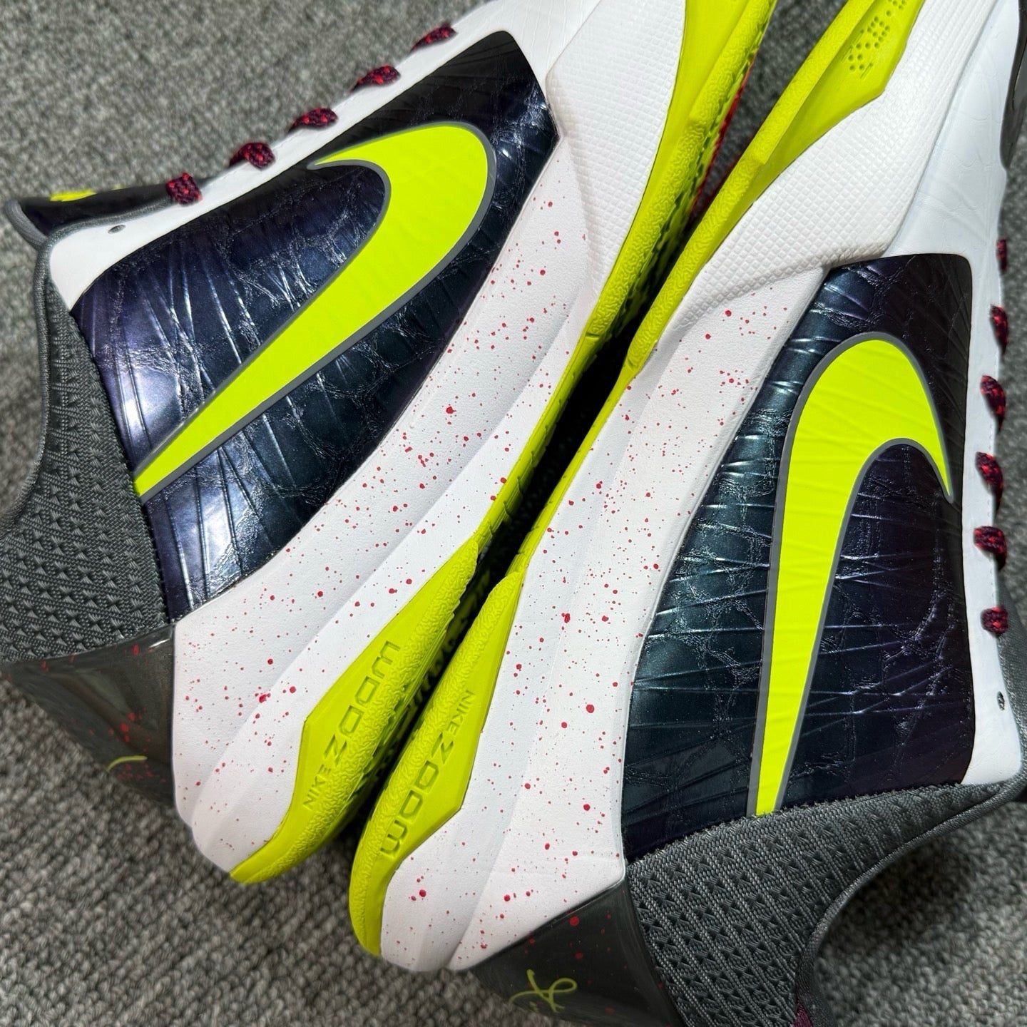 Star Batch-Nike Zoom Kobe 5 Protro “Joker(Chaos)”