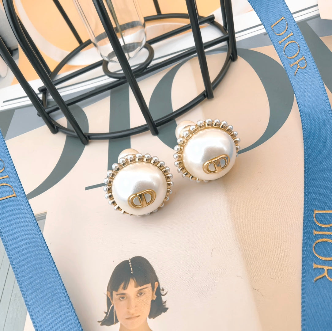 LuxluxHouse Best Quality Accessories Earrings Earrings Dior