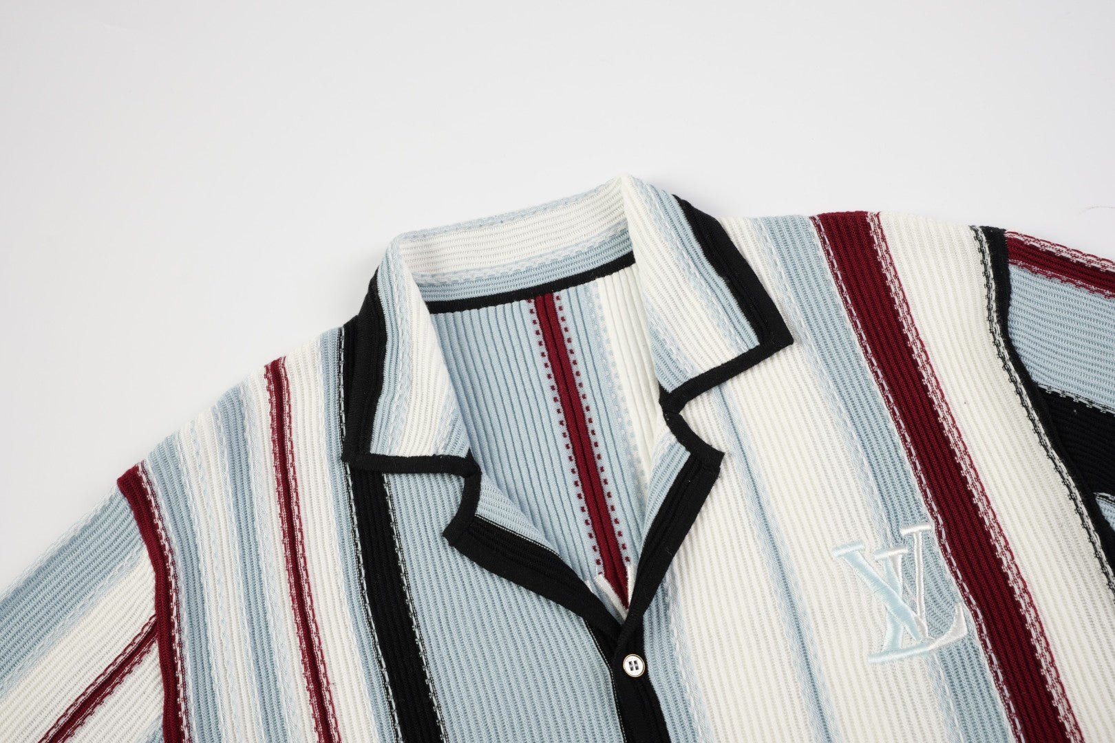 LuxluxHouse Best Quality Clothes Pants T-shirt Louis Vuitton