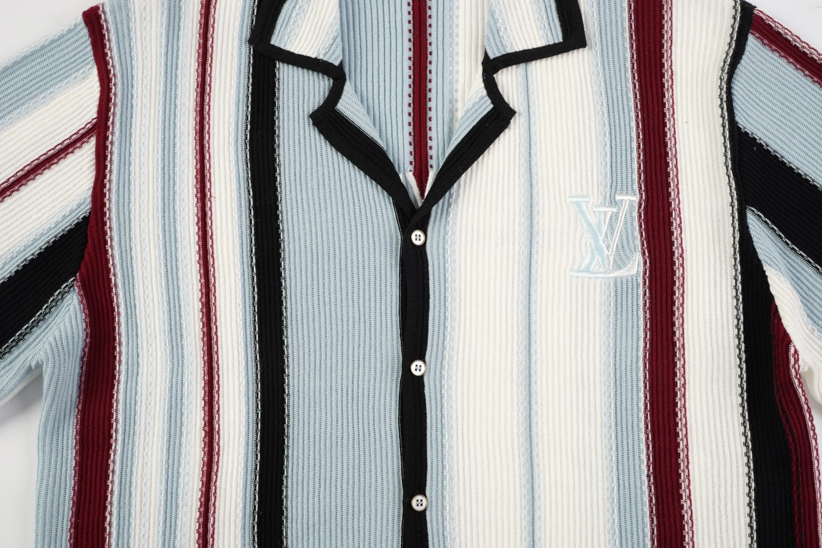 LuxluxHouse Best Quality Clothes Pants T-shirt Louis Vuitton