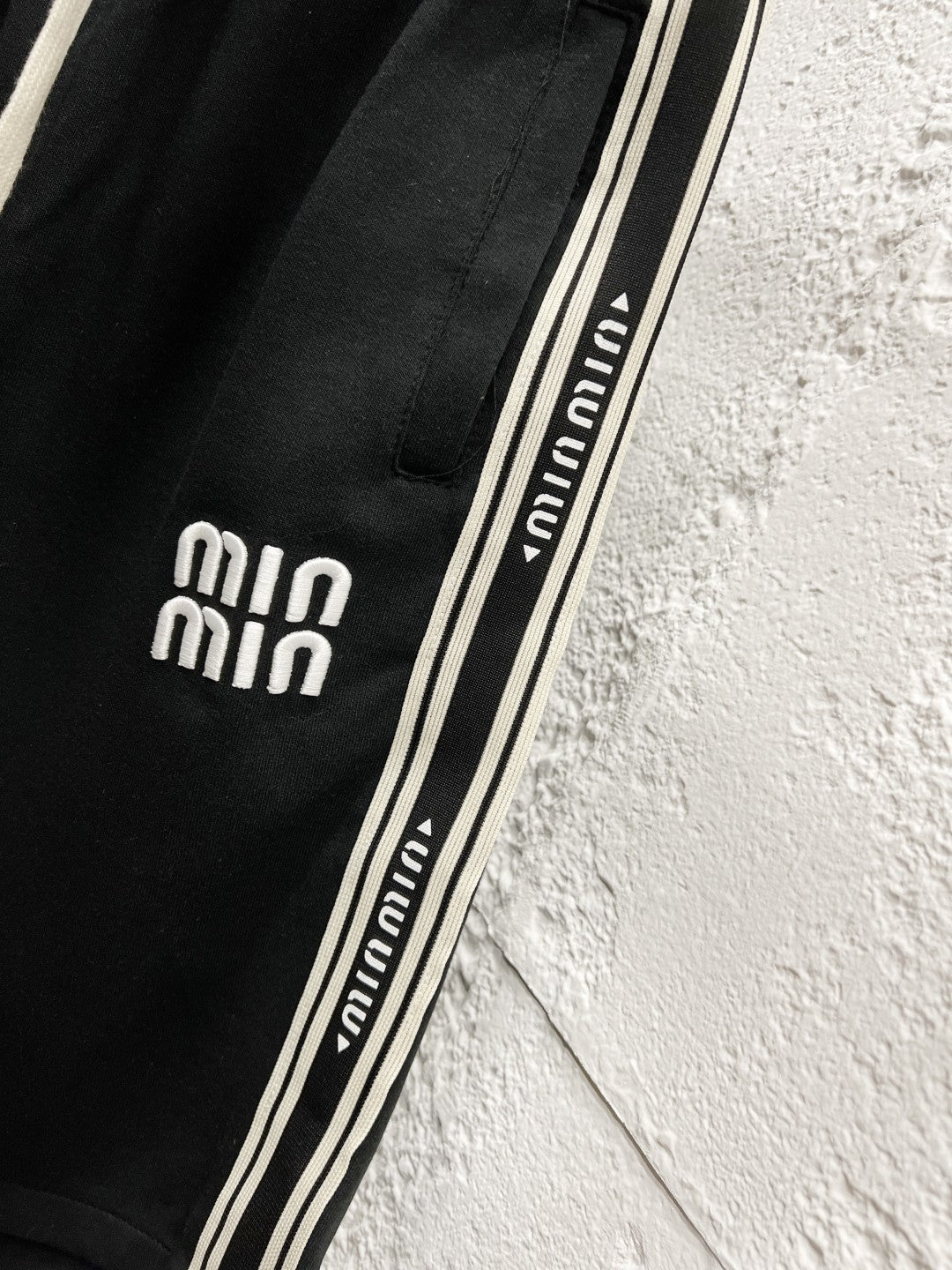 LuxluxHouse Best Quality Clothes Miu Miu Pants