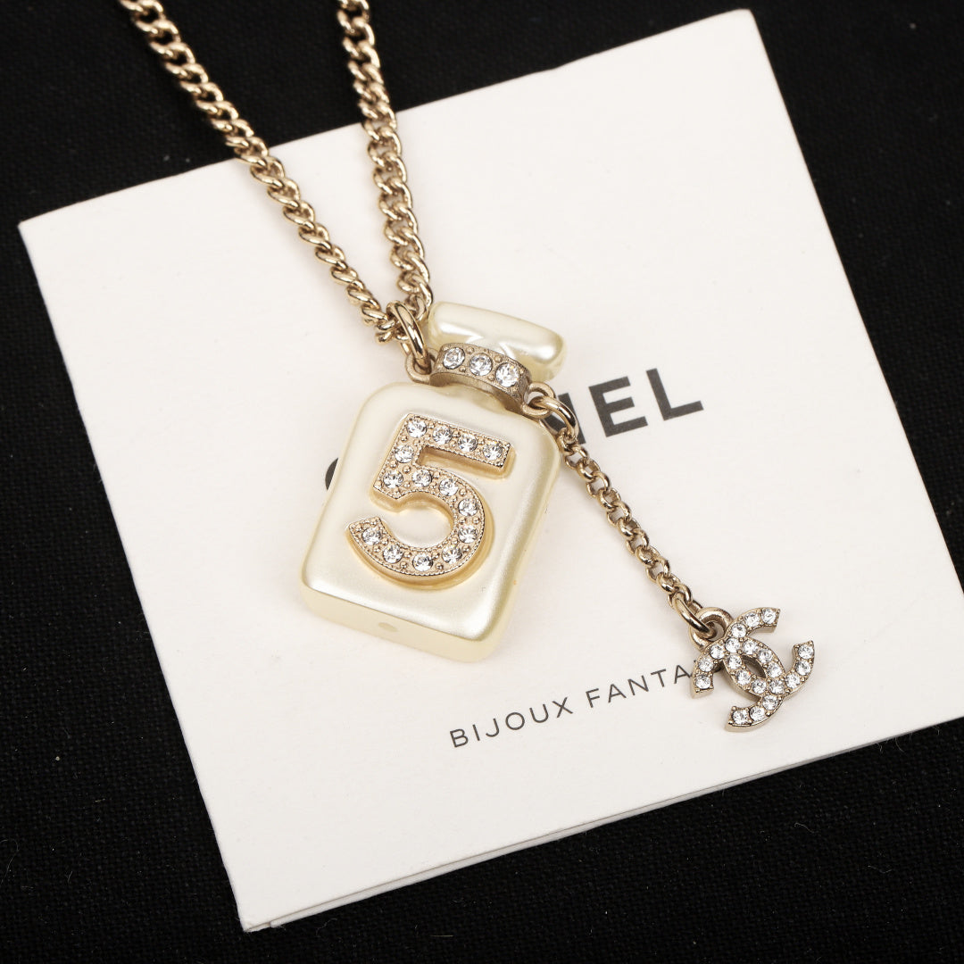 LuxluxHouse Best Quality Accessories Necklace Waist chain Chanel