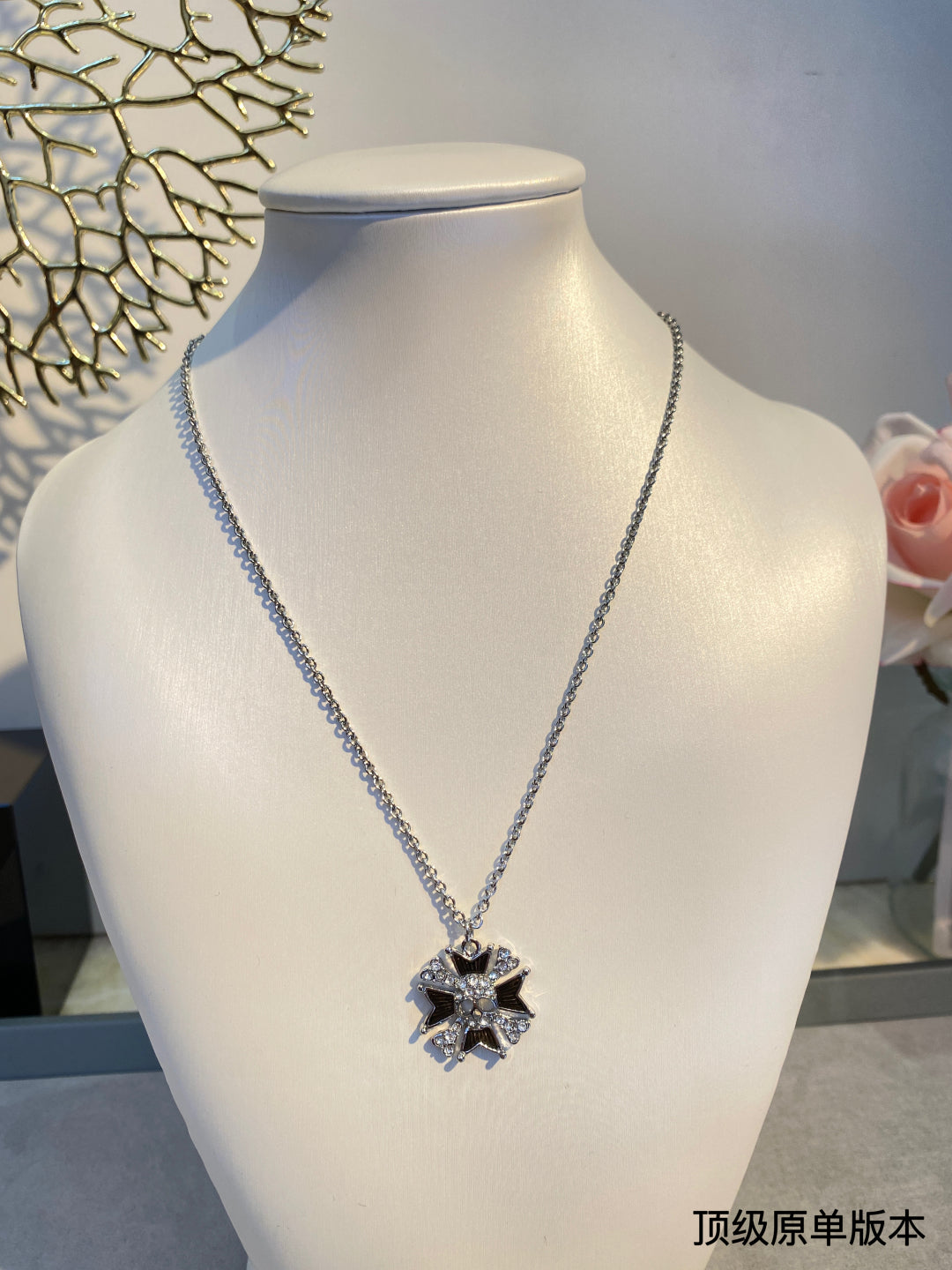 LuxluxHouse Best Quality Accessories Vivienne Westwood Necklace