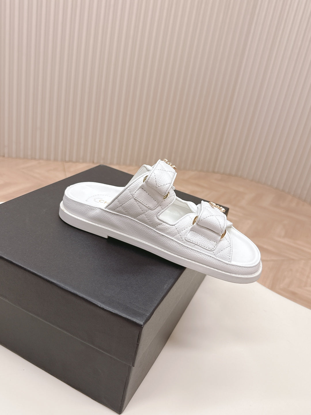 LuxluxHouse Best Quality Chanel Sandals