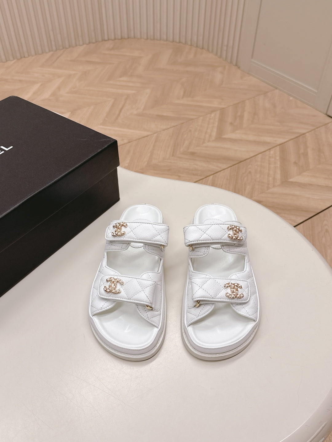 LuxluxHouse Best Quality Chanel Sandals