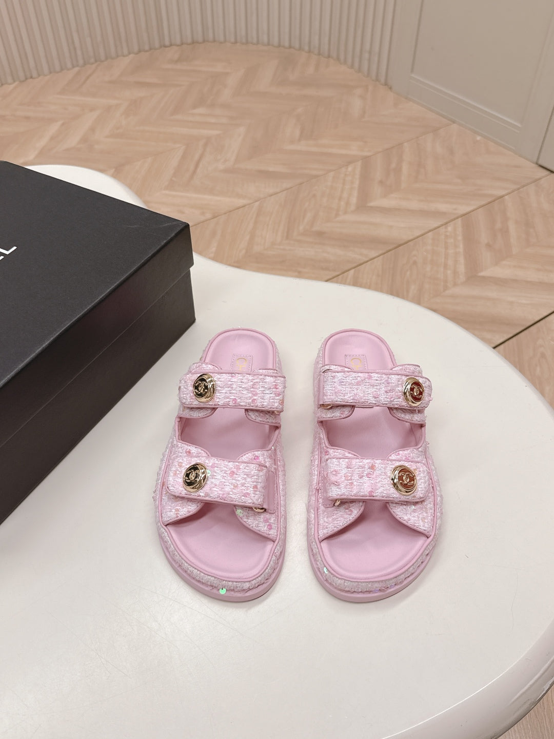 LuxluxHouse Best Quality Chanel Sandals