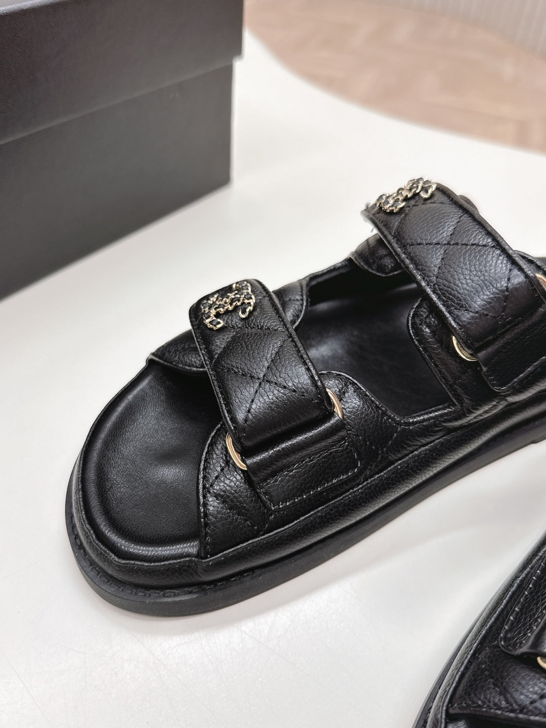 LuxluxHouse Best Quality Chanel Sandals