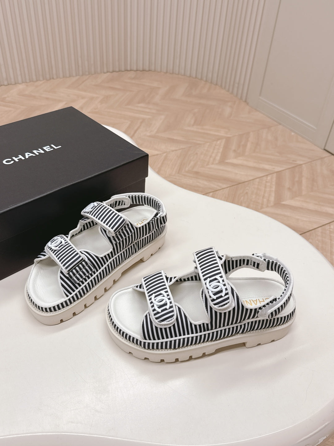 LuxluxHouse Best Quality Chanel Sandals
