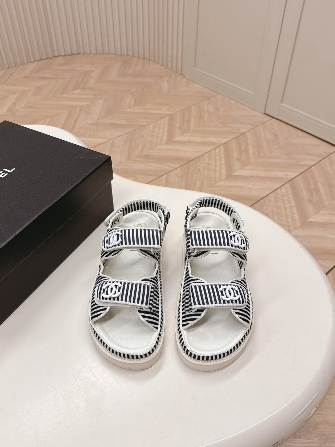 LuxluxHouse Best Quality Chanel Sandals