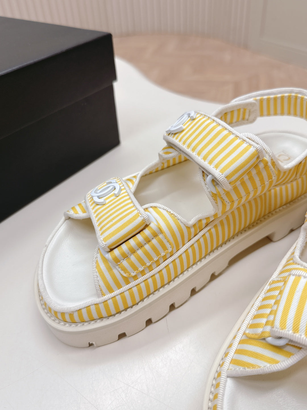 LuxluxHouse Best Quality Chanel Sandals