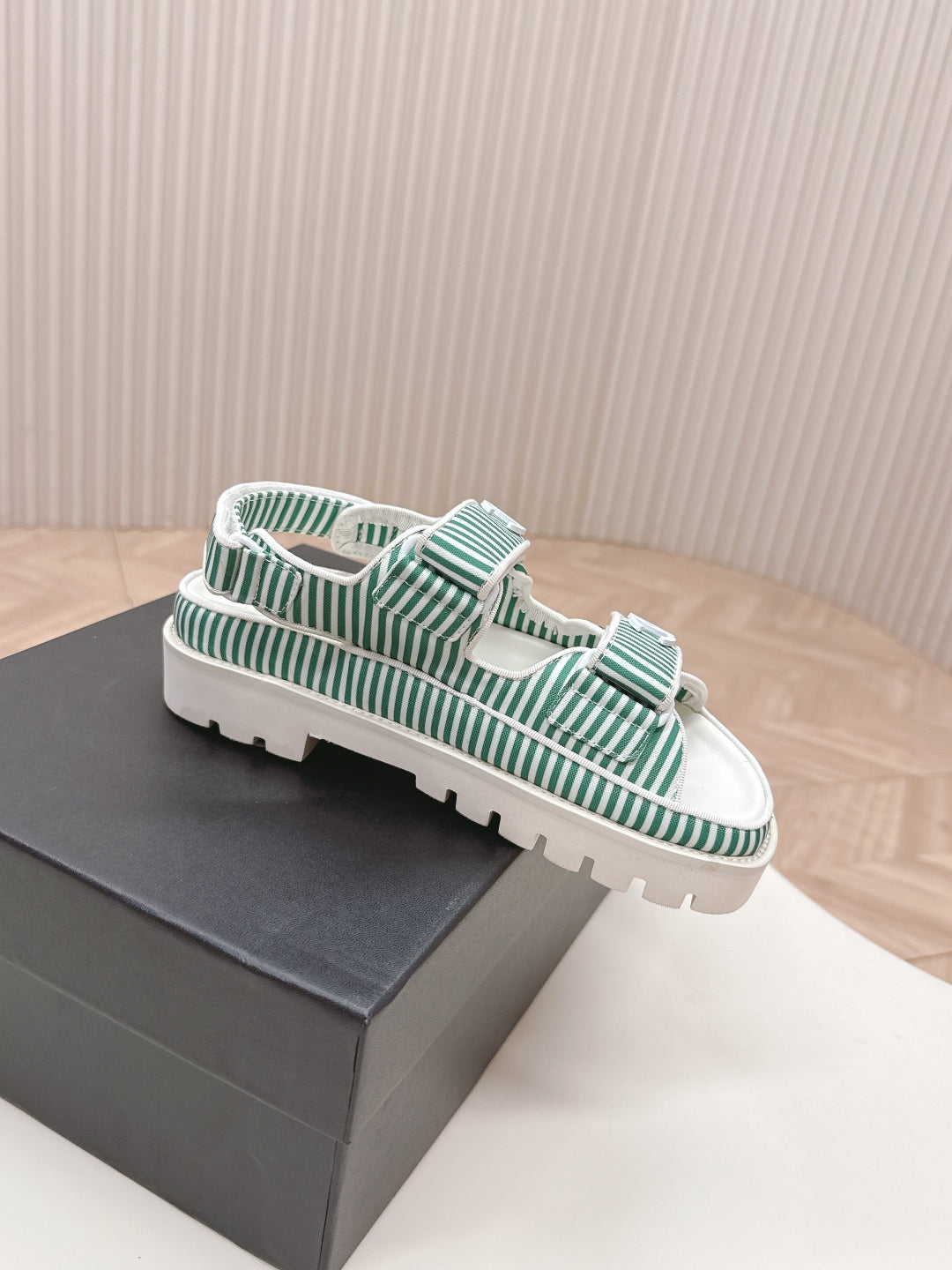 LuxluxHouse Best Quality Chanel Sandals