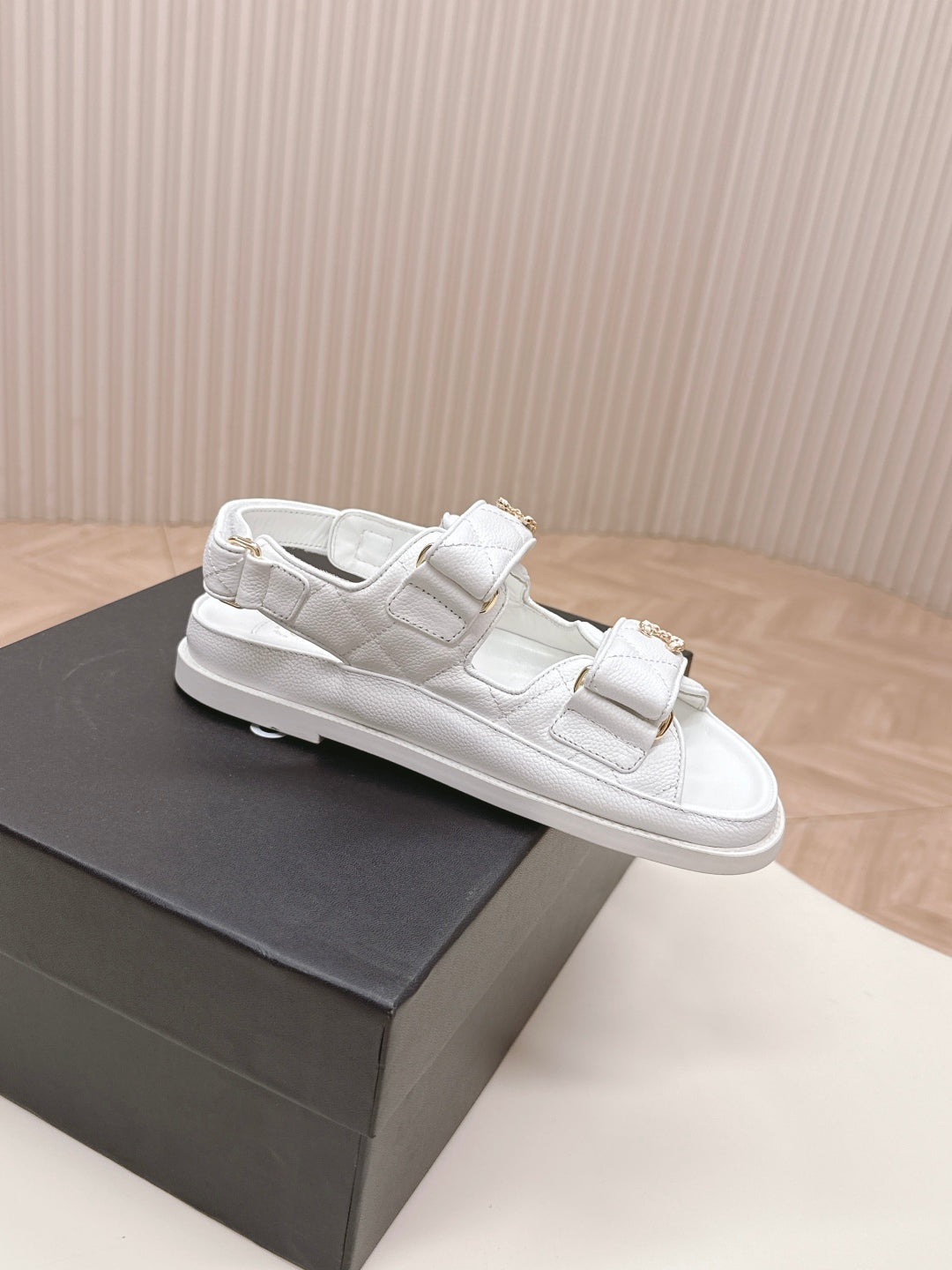 LuxluxHouse Best Quality Chanel Sandals