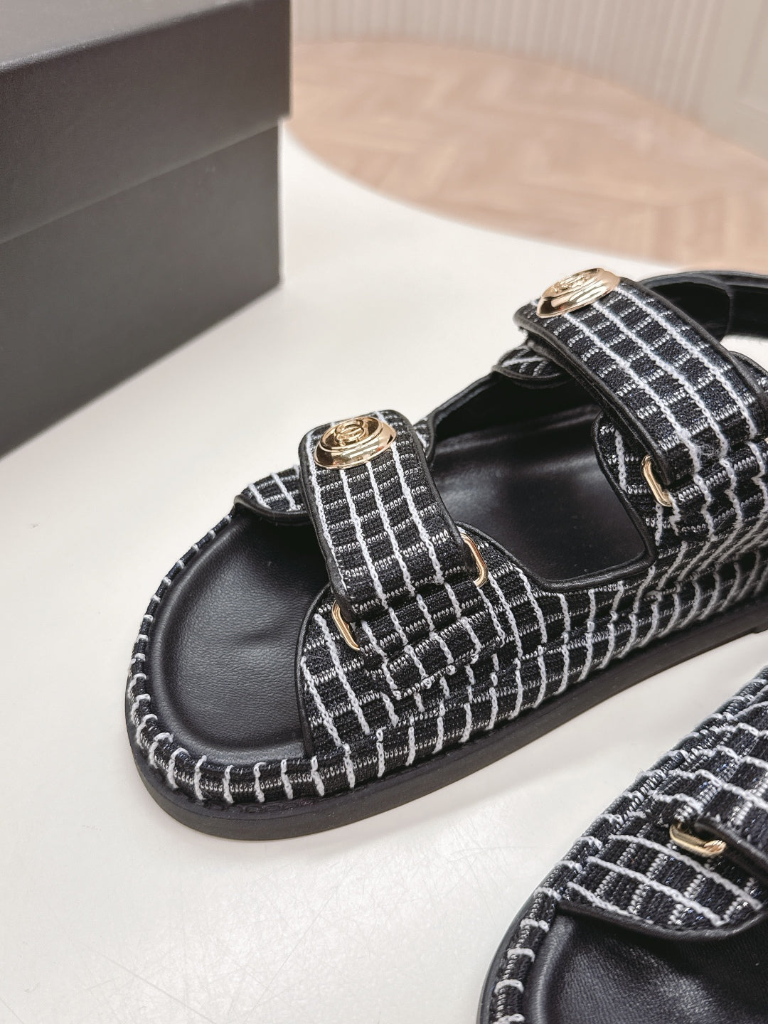 LuxluxHouse Best Quality Chanel Sandals